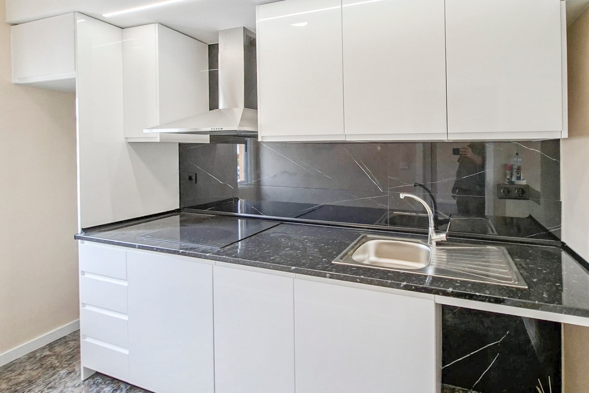 Wiederverkauf - Wohnung / Apartment -
Orihuela Costa