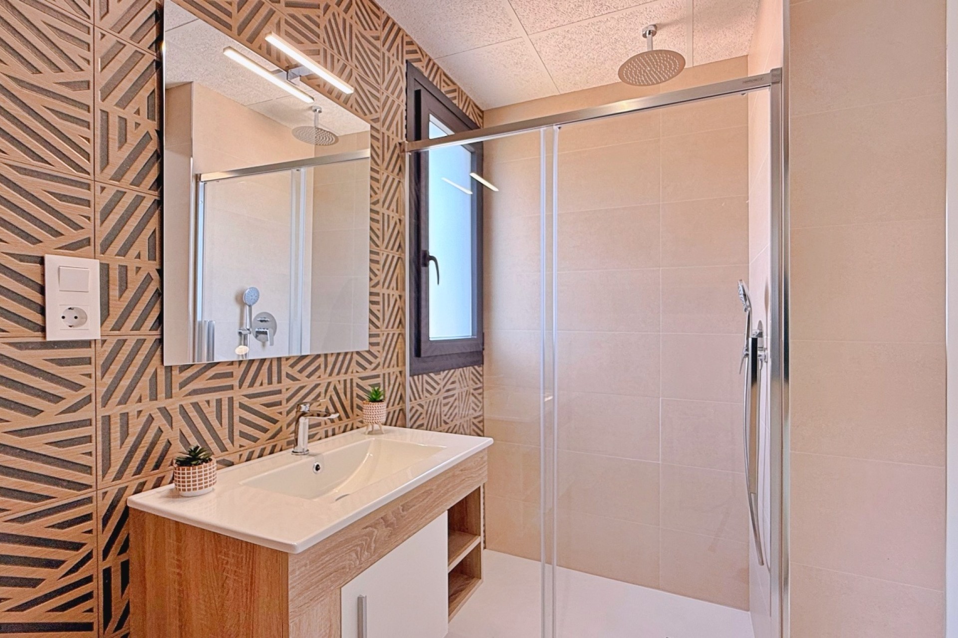 Wiederverkauf - Wohnung / Apartment -
Orihuela - Orihuela Costa