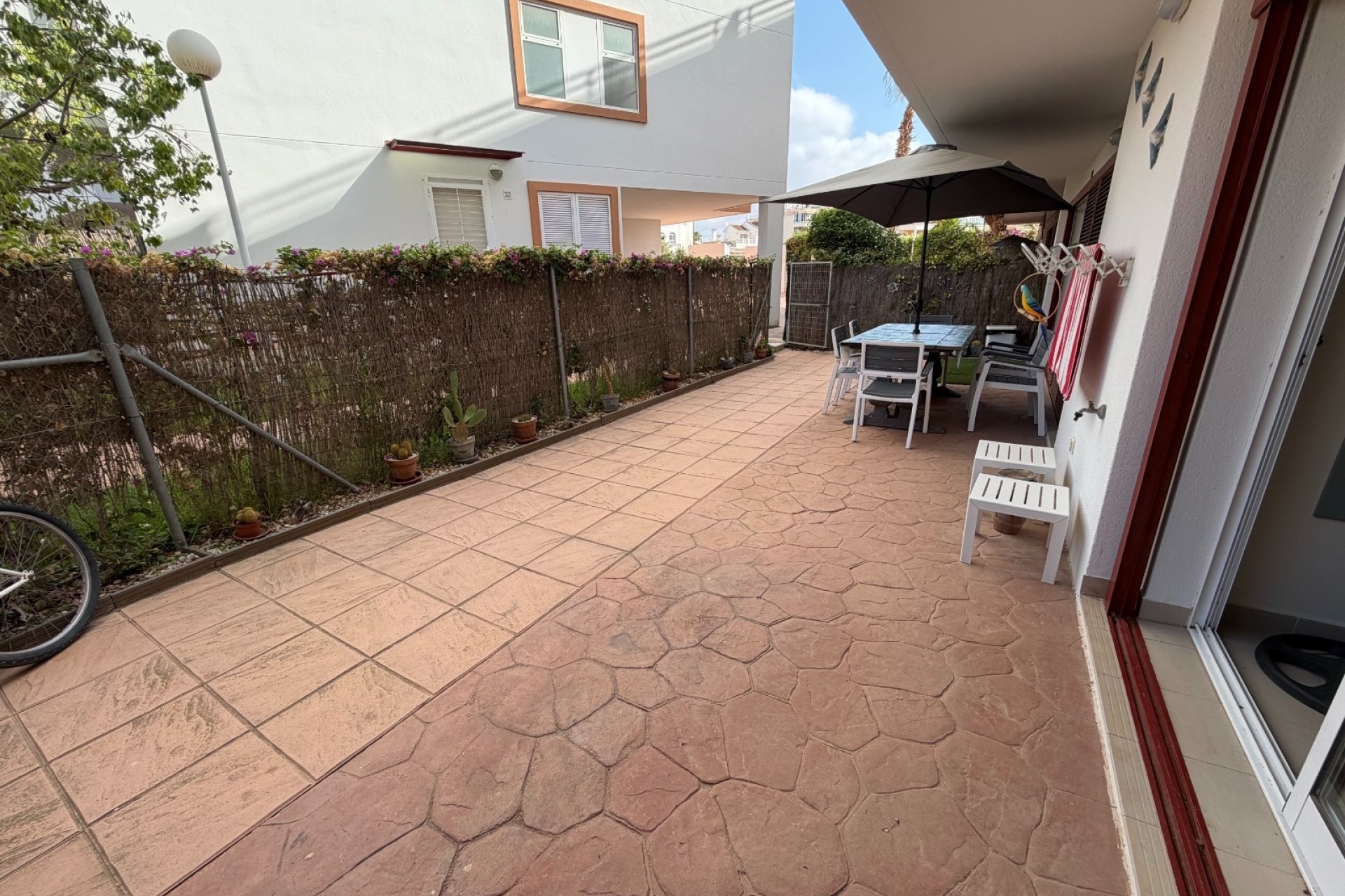 Wiederverkauf - Wohnung / Apartment -
Orihuela - Playa Flamenca