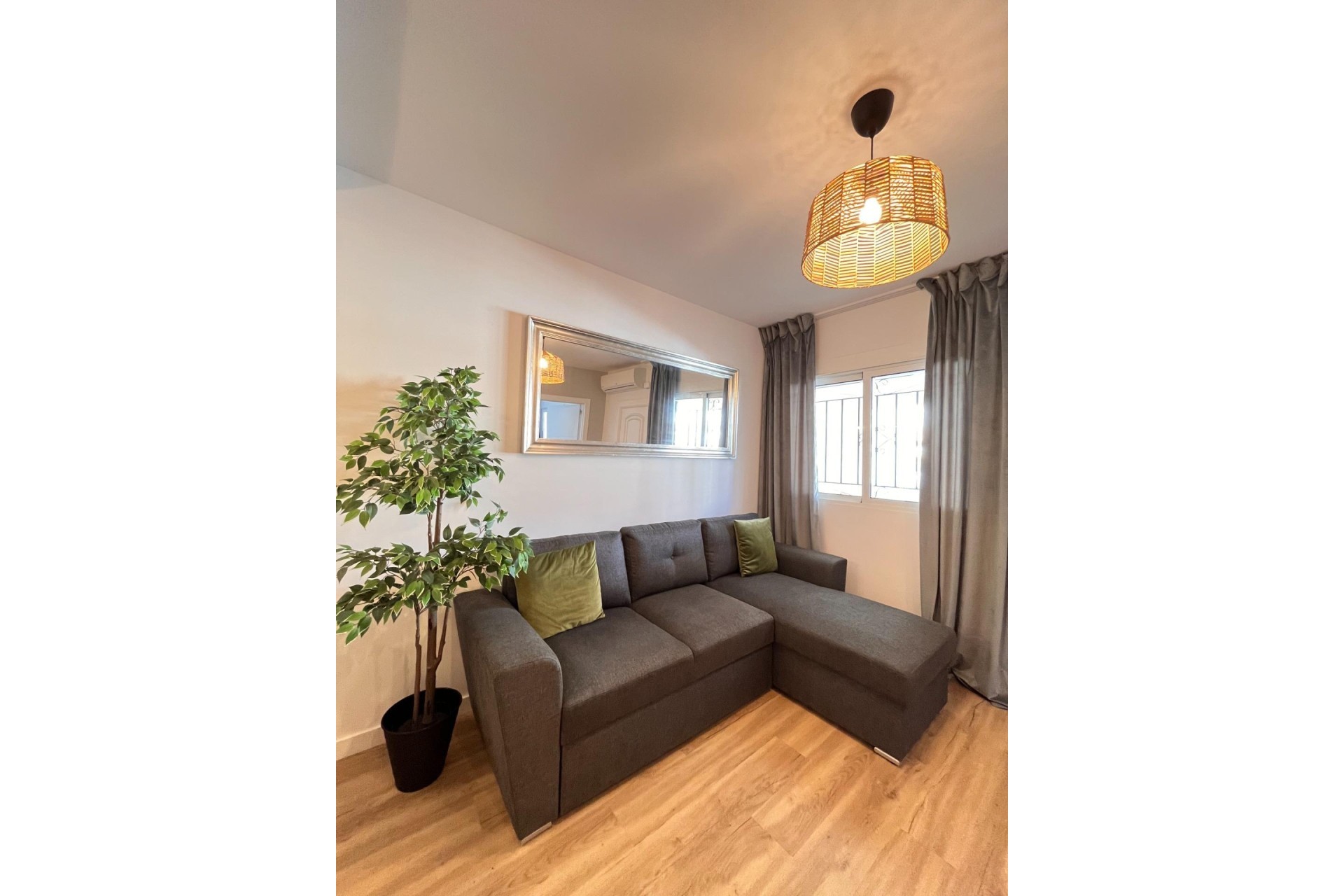 Wiederverkauf - Wohnung / Apartment -
Orihuela - Urbanización Perla del Mar