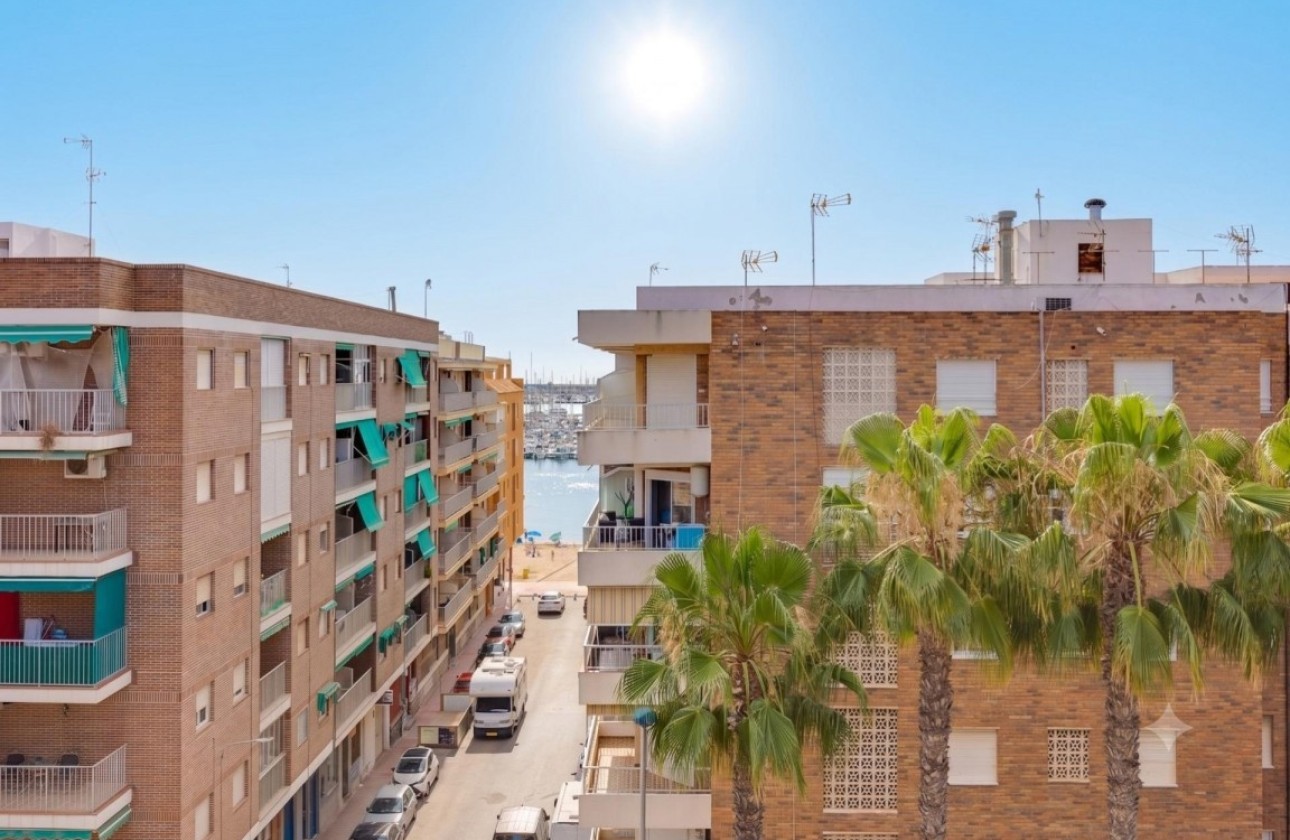 Wiederverkauf - Wohnung / Apartment -
Playa del Acequion