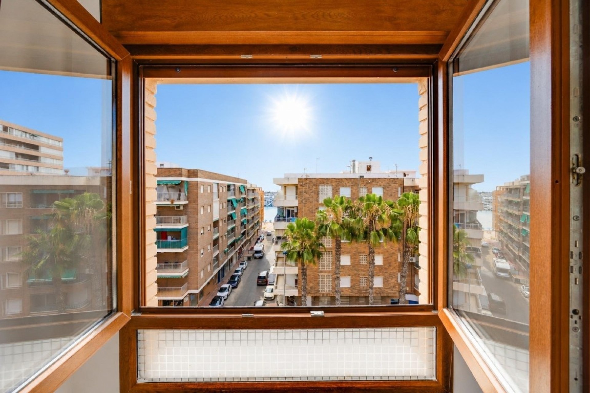 Wiederverkauf - Wohnung / Apartment -
Playa del Acequion