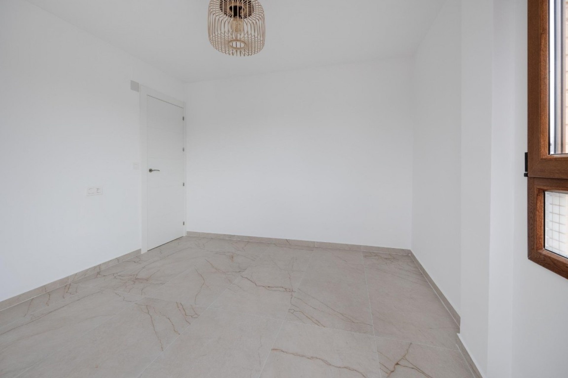 Wiederverkauf - Wohnung / Apartment -
Playa del Acequion