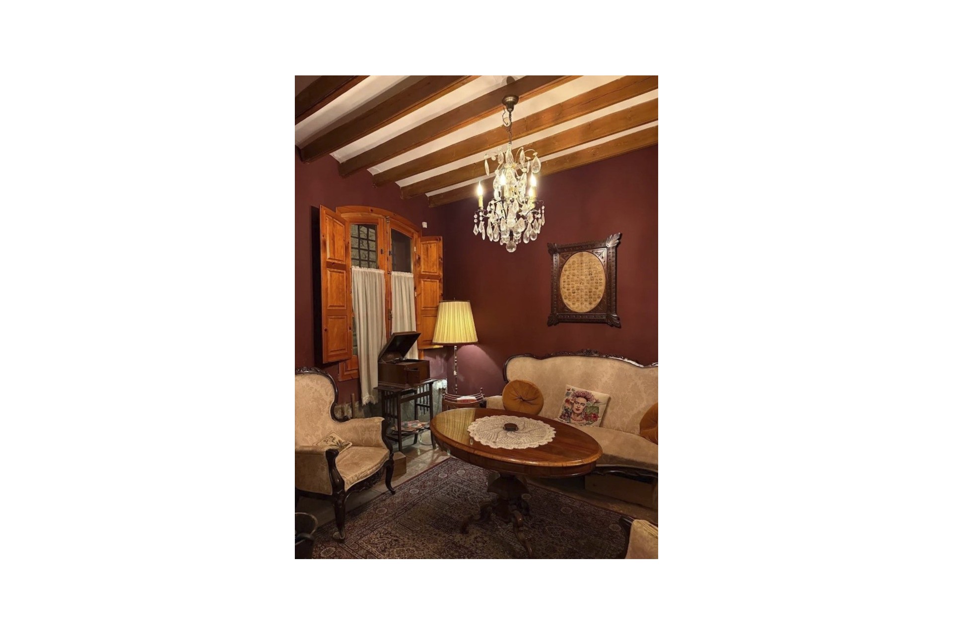 Wiederverkauf - Wohnung / Apartment -
Relleu - Inland