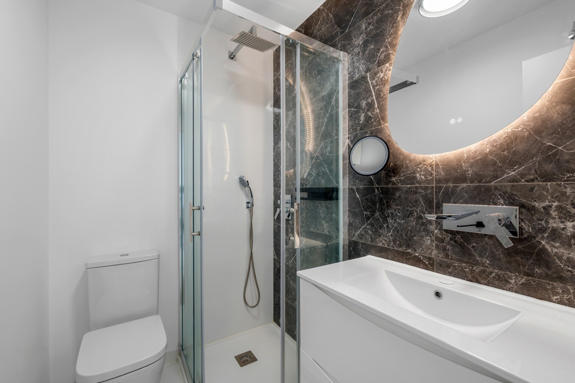 Wiederverkauf - Wohnung / Apartment -
San Miguel de Salinas - Inland