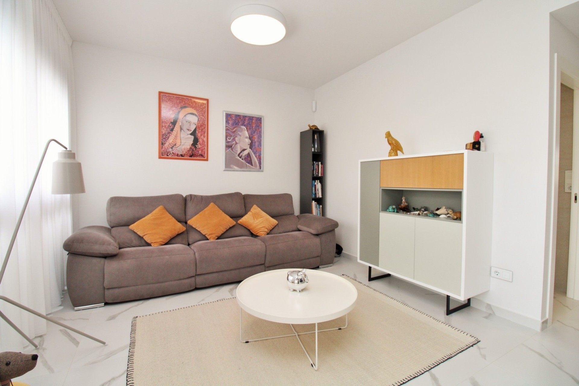 Wiederverkauf - Wohnung / Apartment -
San Miguel de Salinas