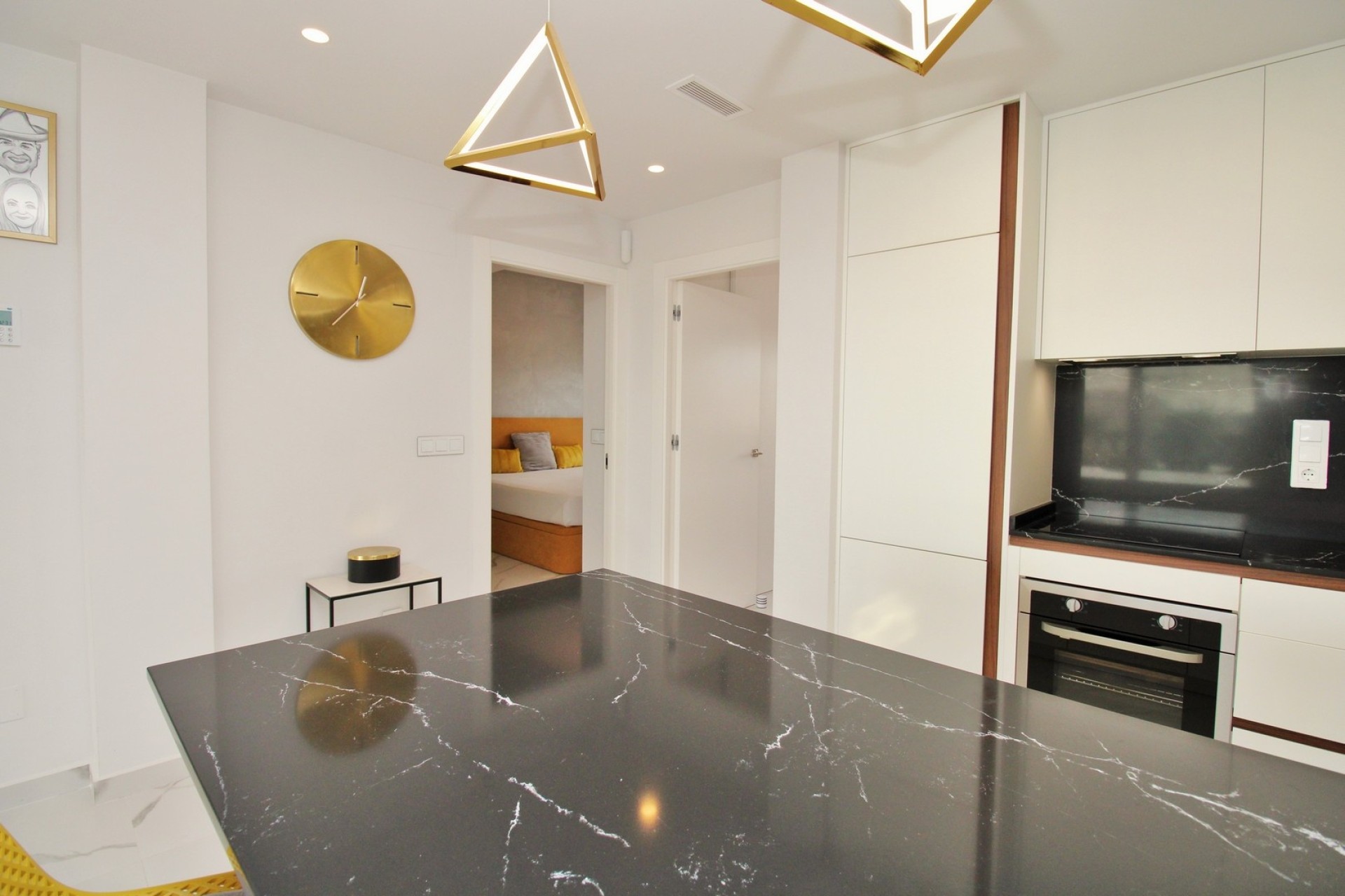 Wiederverkauf - Wohnung / Apartment -
San Miguel de Salinas