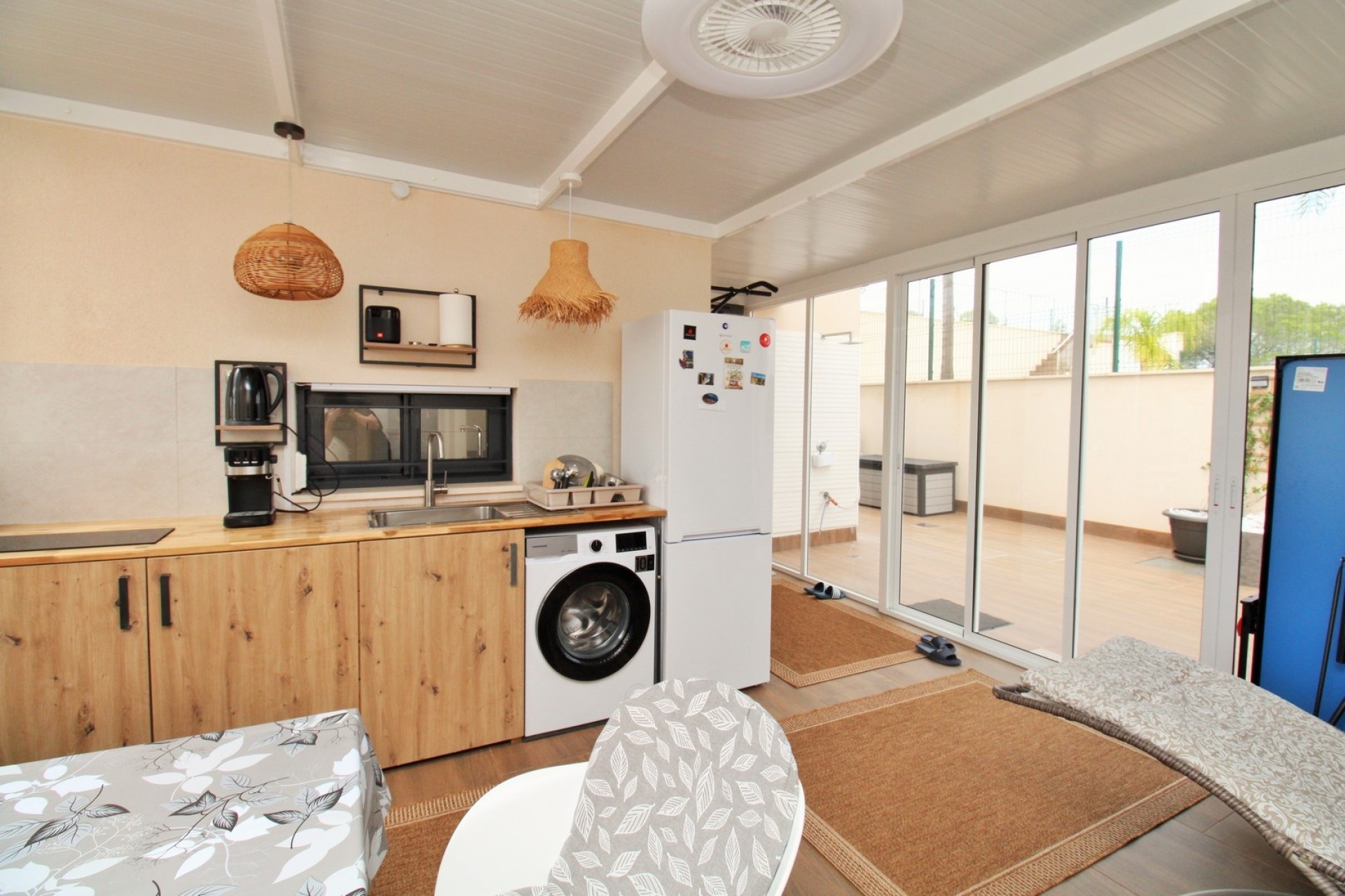 Wiederverkauf - Wohnung / Apartment -
San Miguel de Salinas