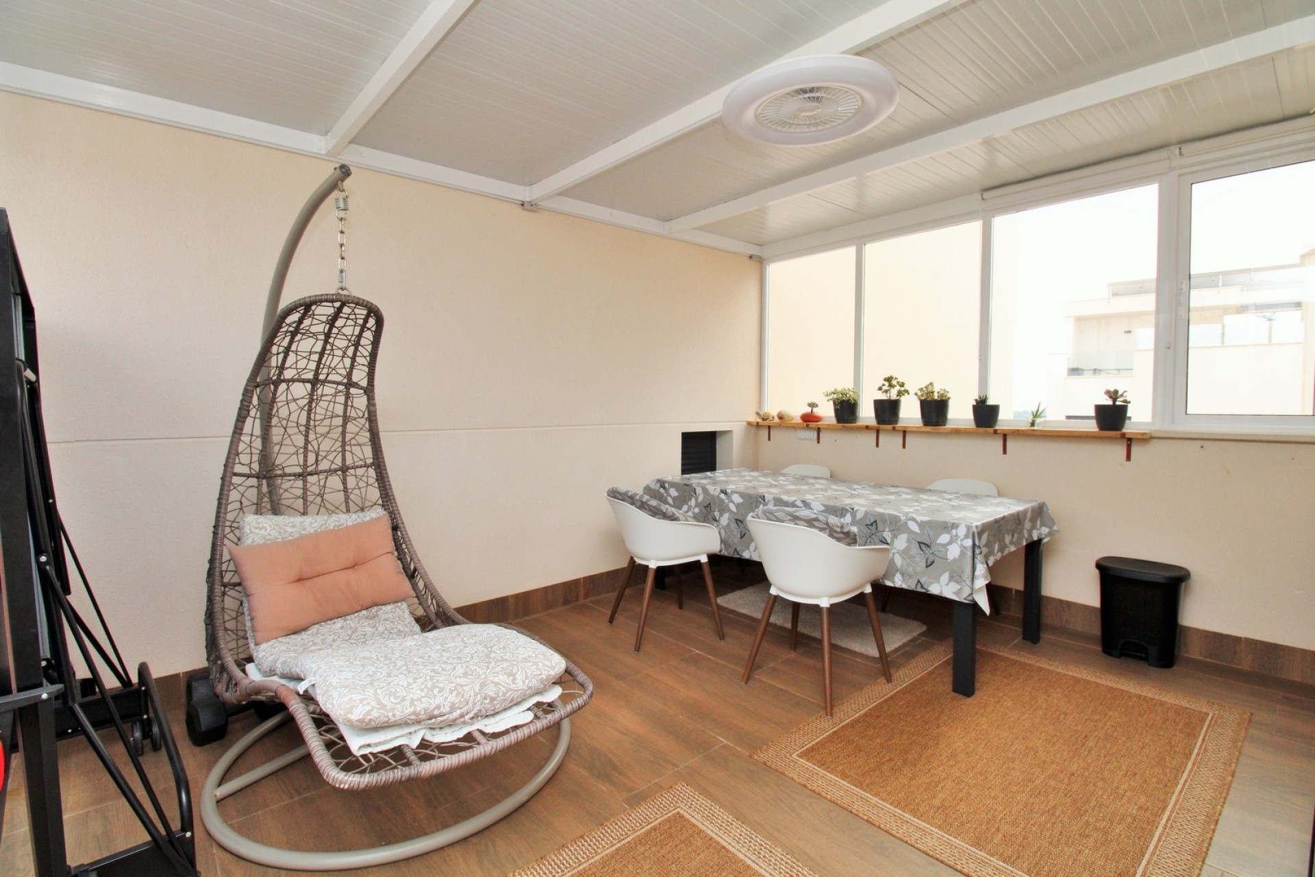 Wiederverkauf - Wohnung / Apartment -
San Miguel de Salinas