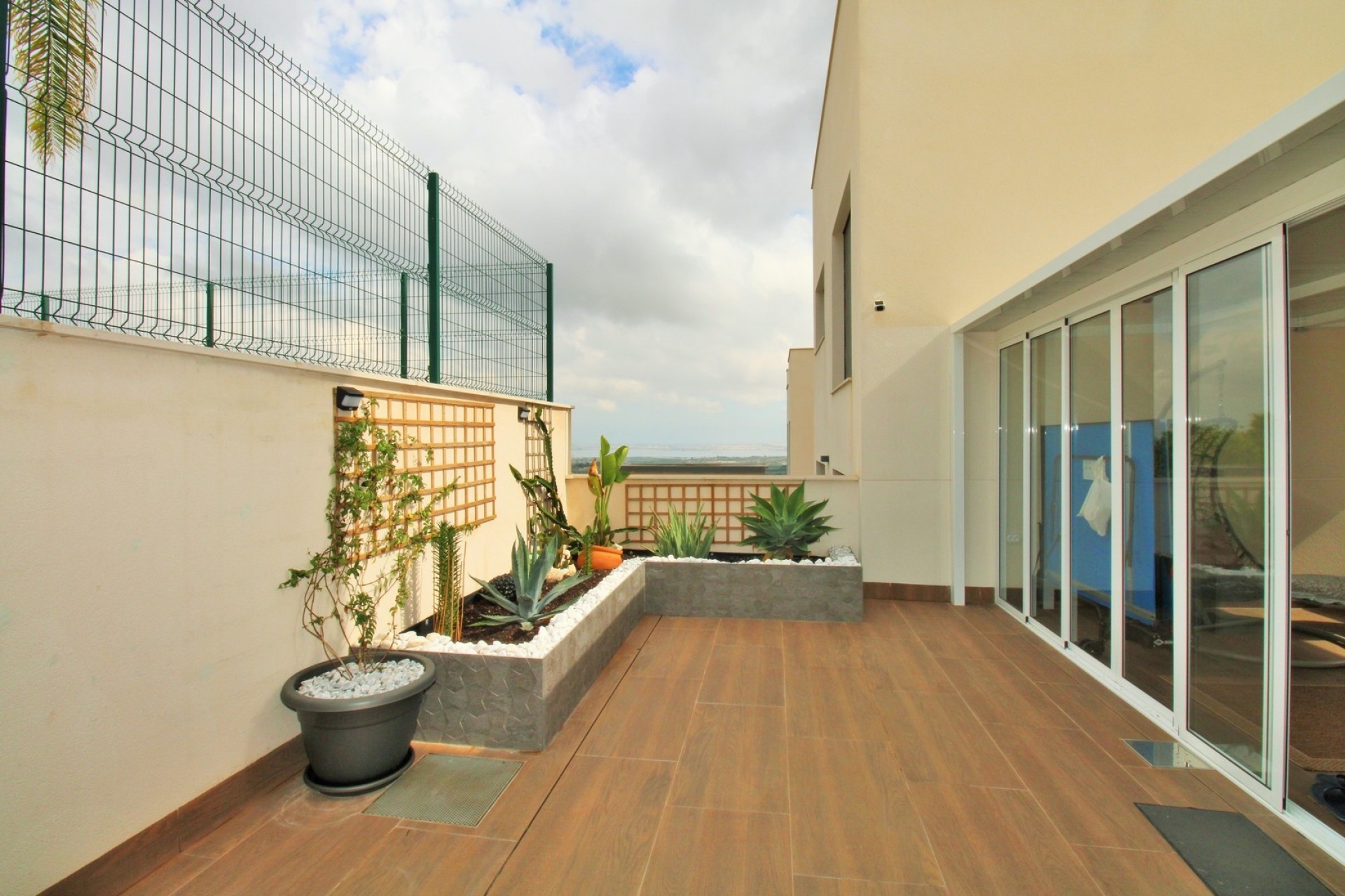 Wiederverkauf - Wohnung / Apartment -
San Miguel de Salinas