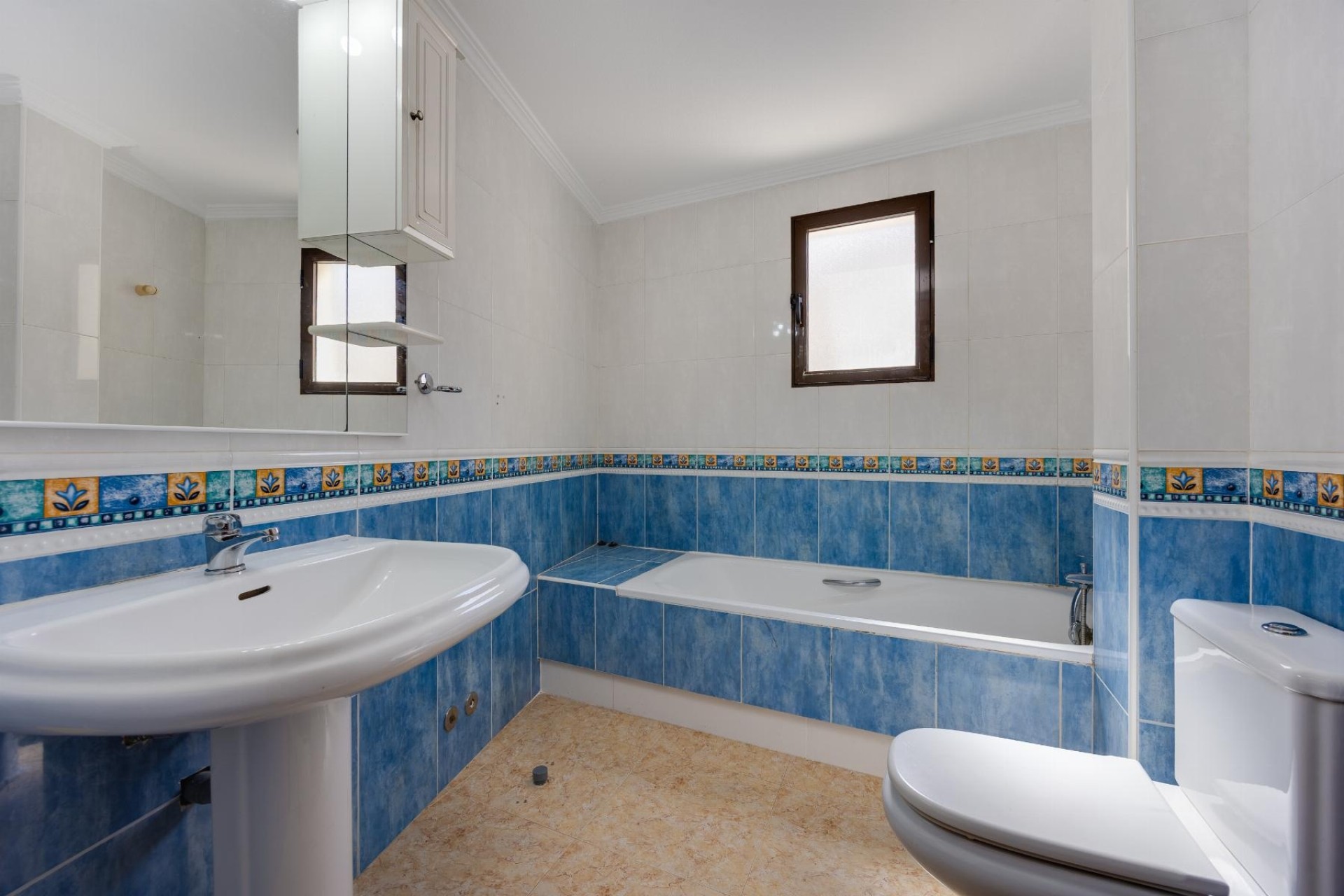 Wiederverkauf - Wohnung / Apartment -
San Miguel de Salinas