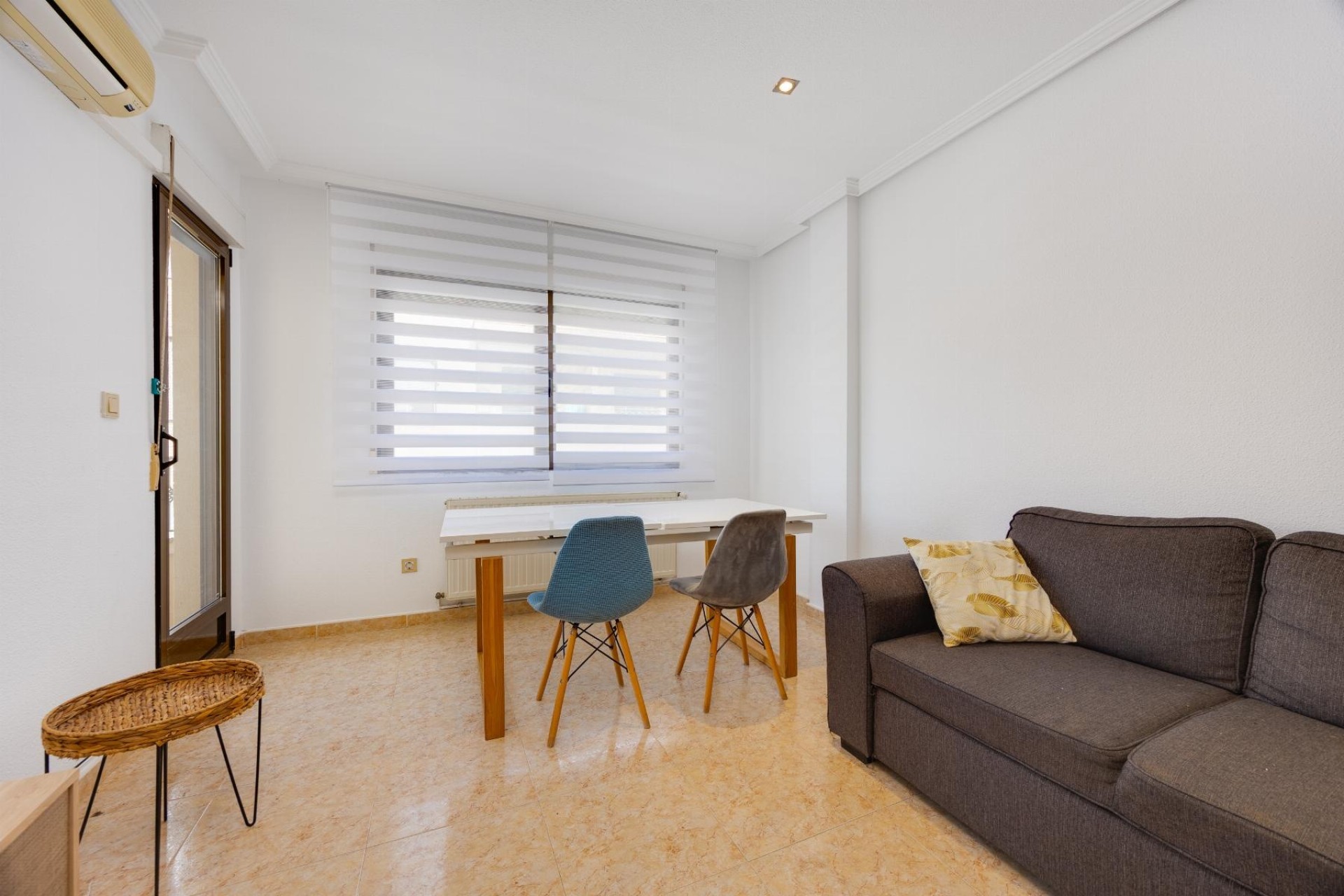 Wiederverkauf - Wohnung / Apartment -
San Miguel de Salinas