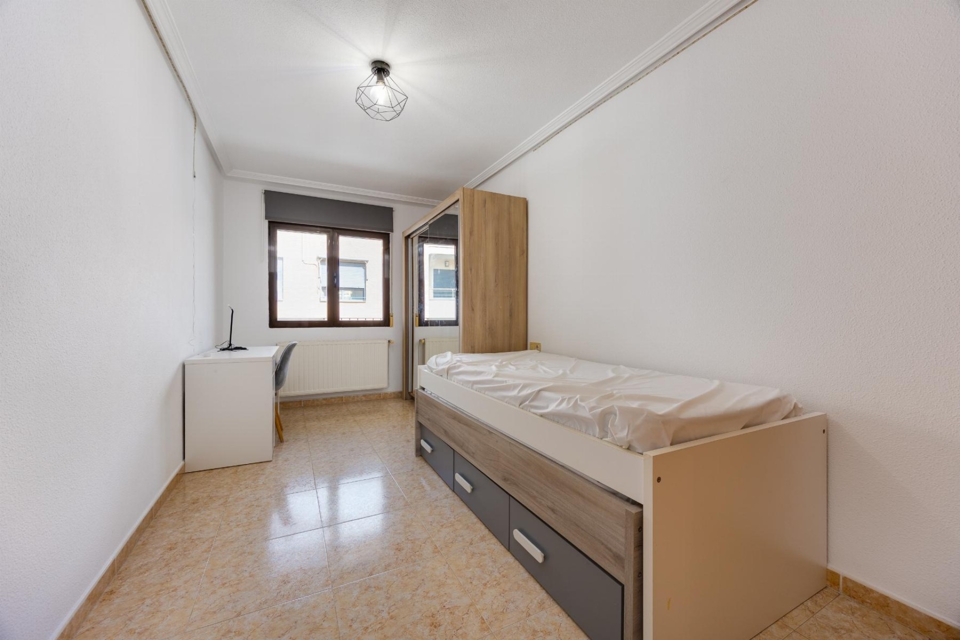 Wiederverkauf - Wohnung / Apartment -
San Miguel de Salinas