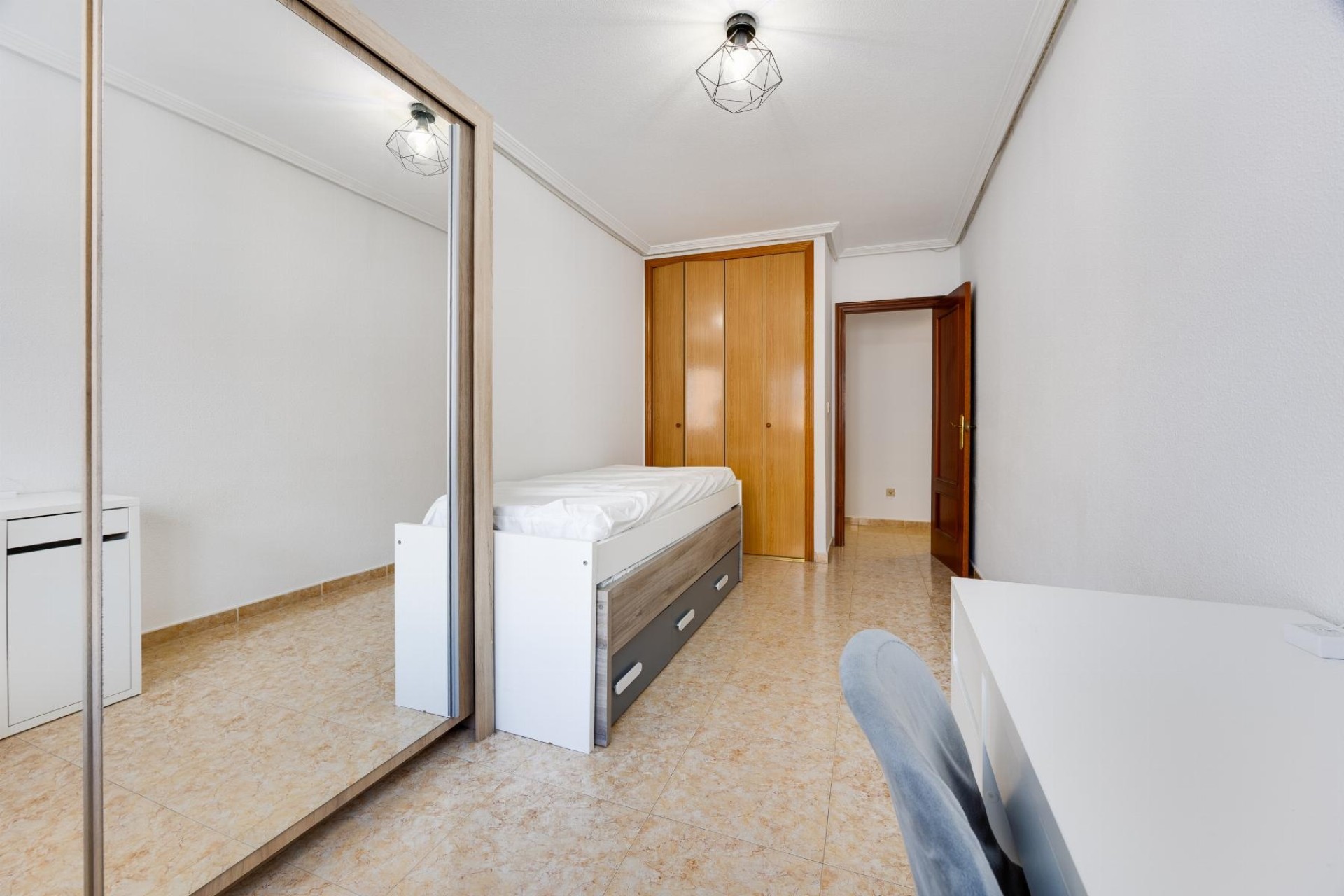Wiederverkauf - Wohnung / Apartment -
San Miguel de Salinas