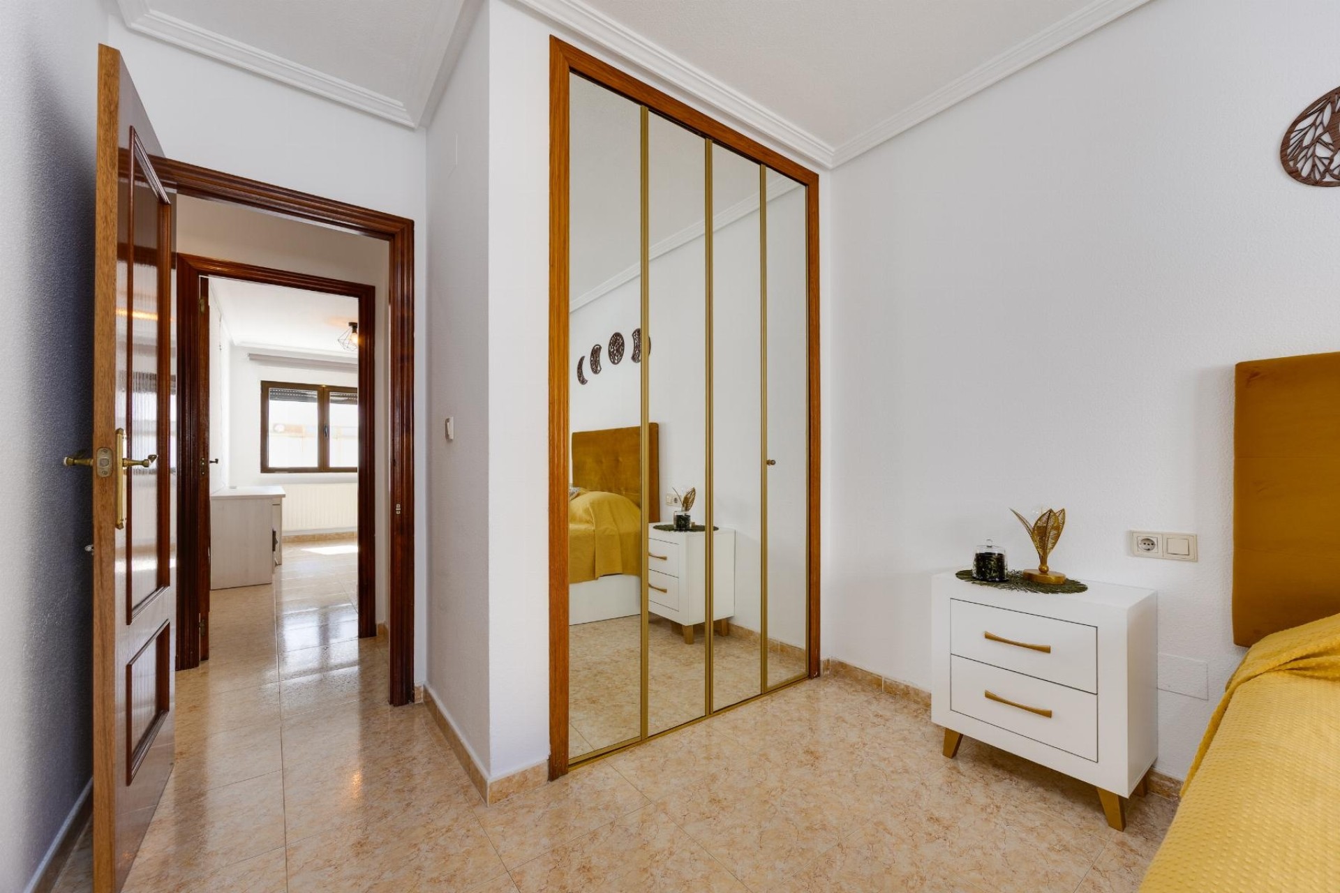 Wiederverkauf - Wohnung / Apartment -
San Miguel de Salinas