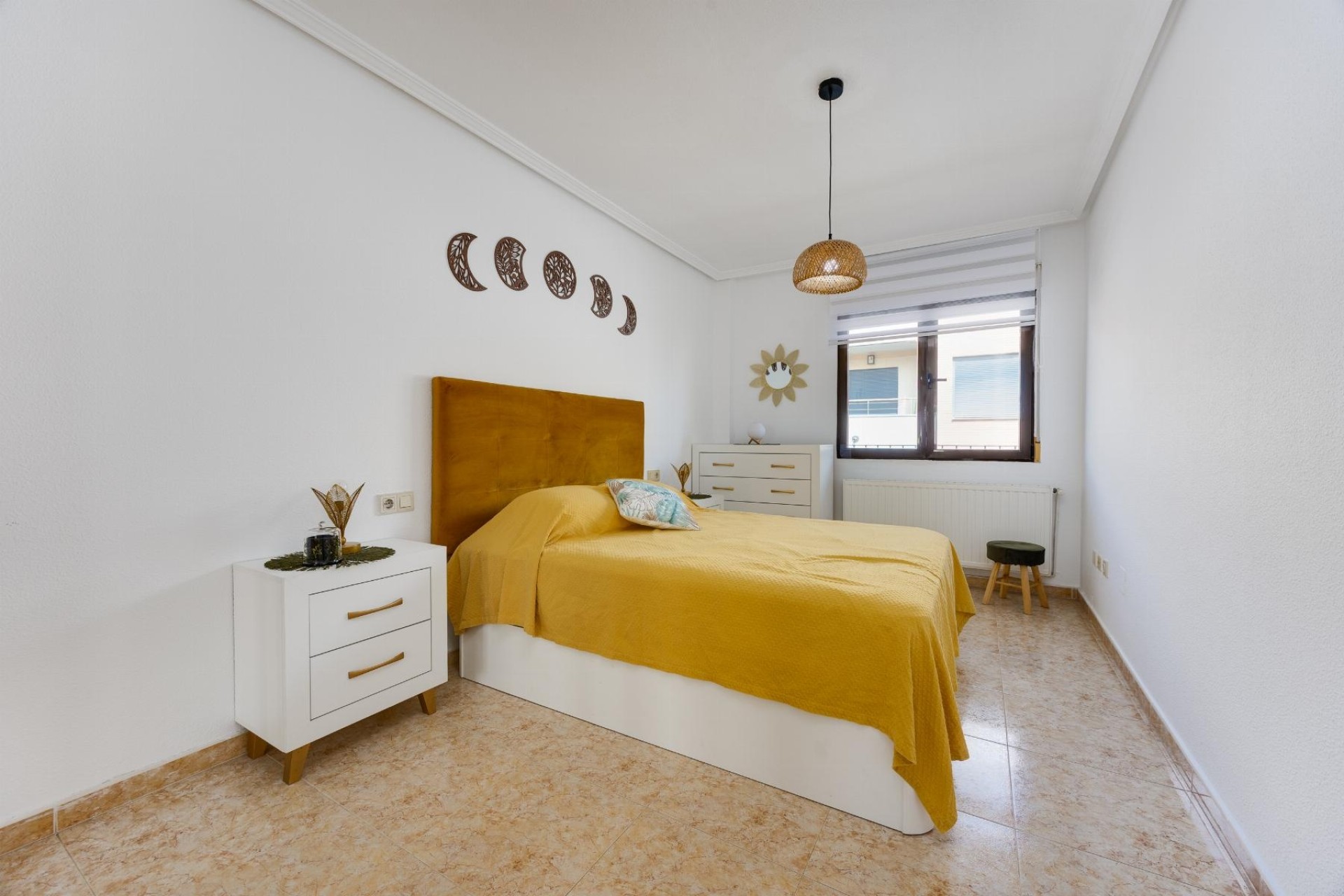 Wiederverkauf - Wohnung / Apartment -
San Miguel de Salinas
