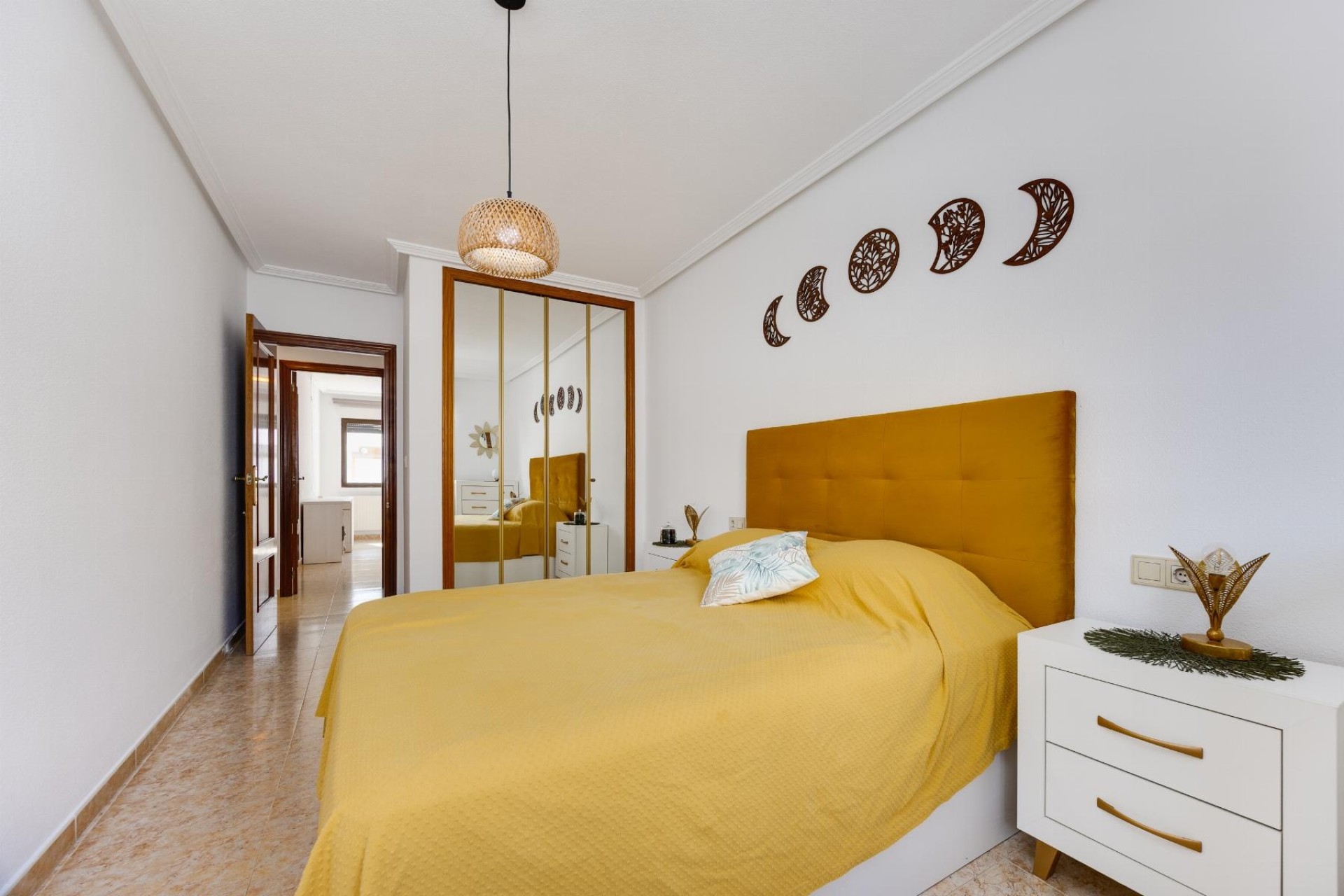 Wiederverkauf - Wohnung / Apartment -
San Miguel de Salinas