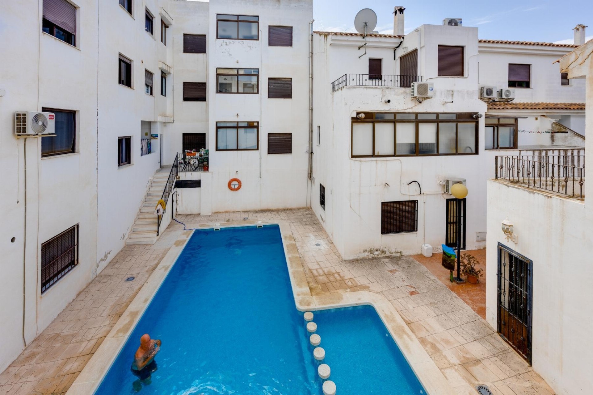 Wiederverkauf - Wohnung / Apartment -
San Miguel de Salinas