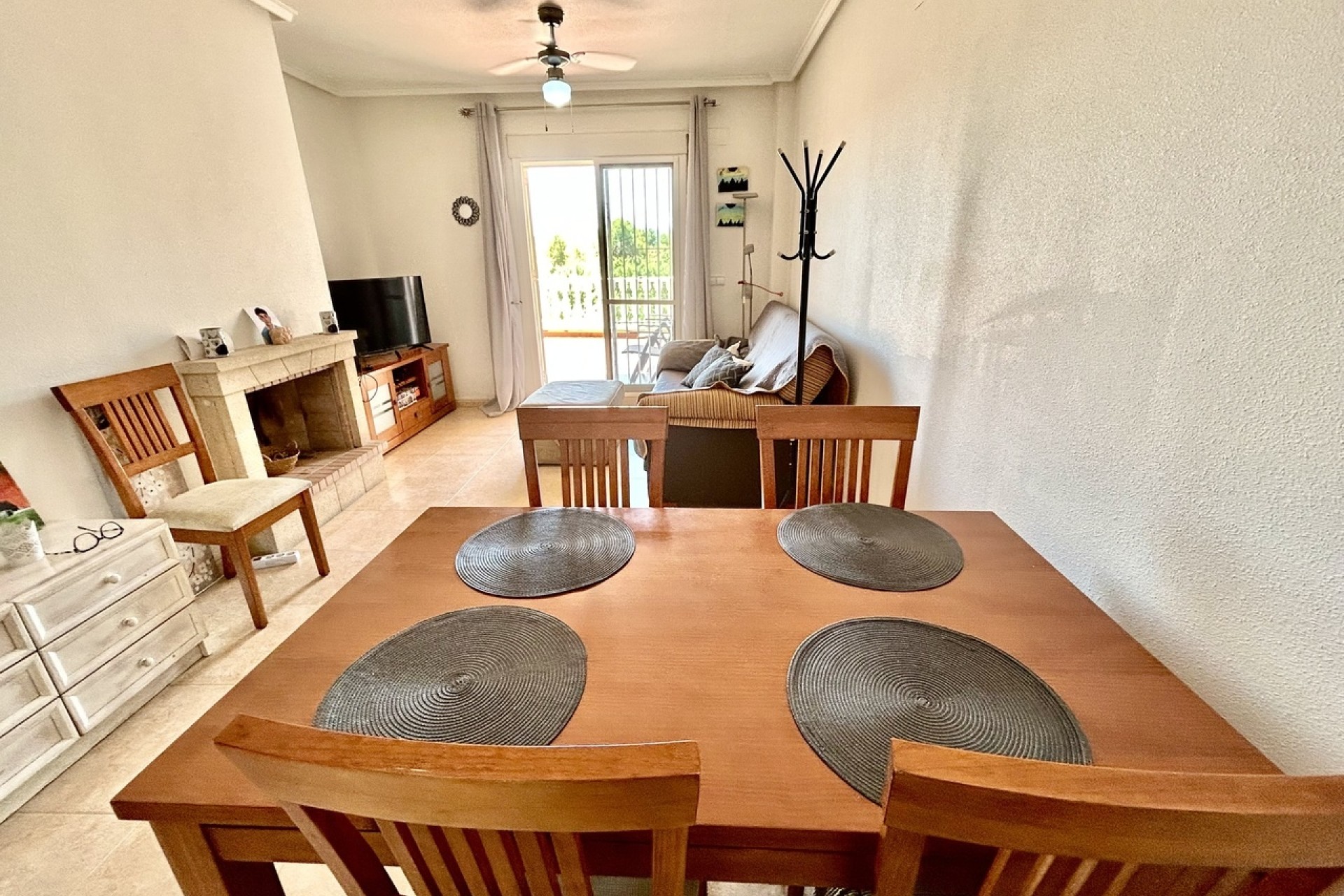 Wiederverkauf - Wohnung / Apartment -
Torremendo