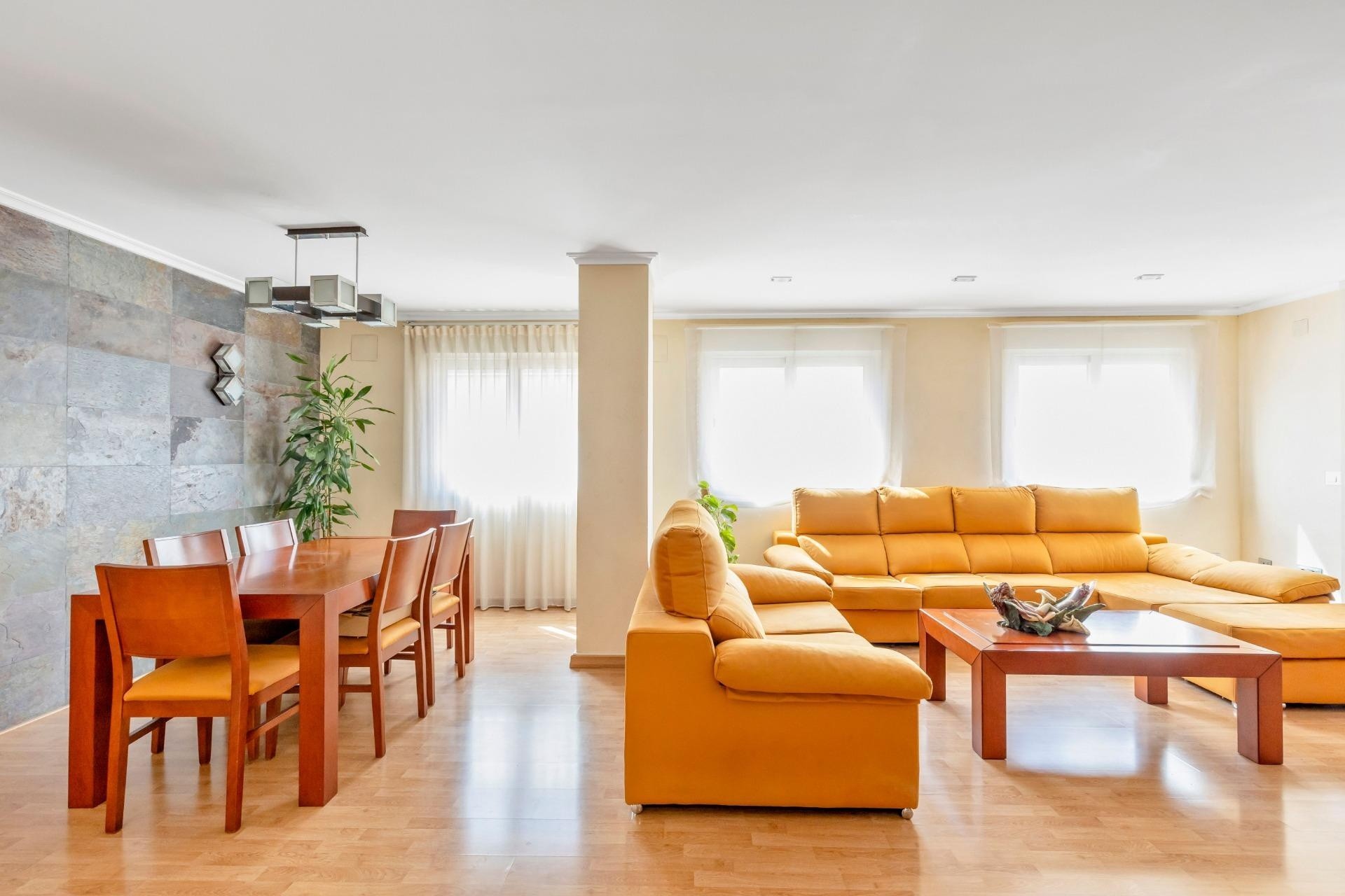 Wiederverkauf - Wohnung / Apartment -
Torrevieja - Acequion