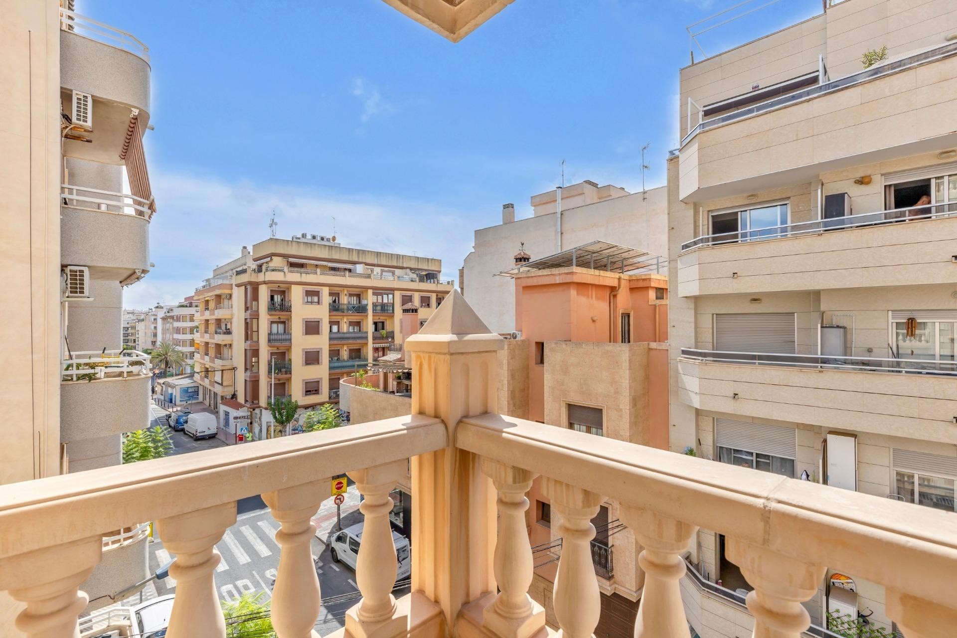Wiederverkauf - Wohnung / Apartment -
Torrevieja - Acequion