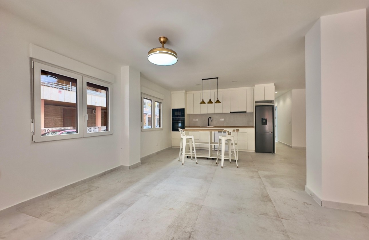 Wiederverkauf - Wohnung / Apartment -
Torrevieja - Acequion