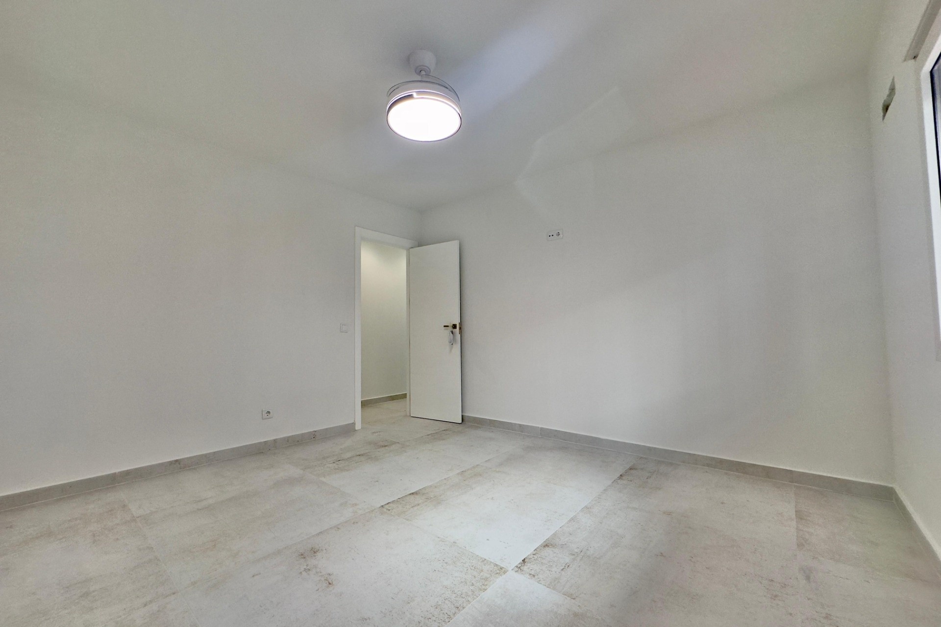 Wiederverkauf - Wohnung / Apartment -
Torrevieja - Acequion