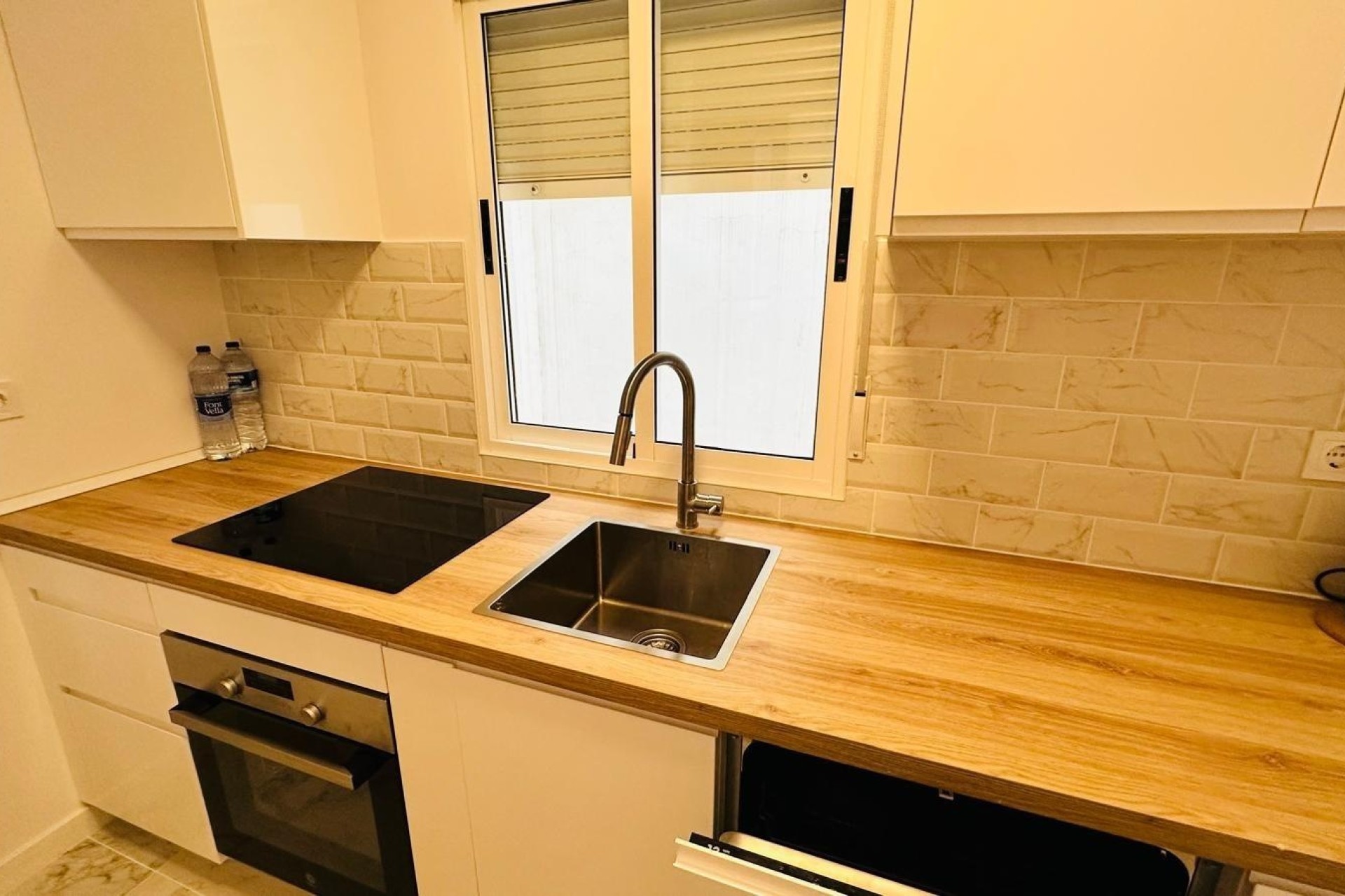 Wiederverkauf - Wohnung / Apartment -
Torrevieja - Acequion