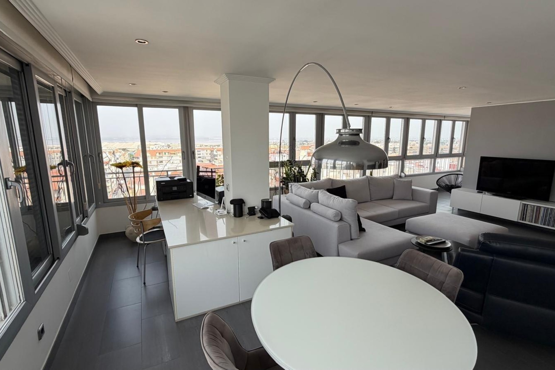 Wiederverkauf - Wohnung / Apartment -
Torrevieja - Acequion