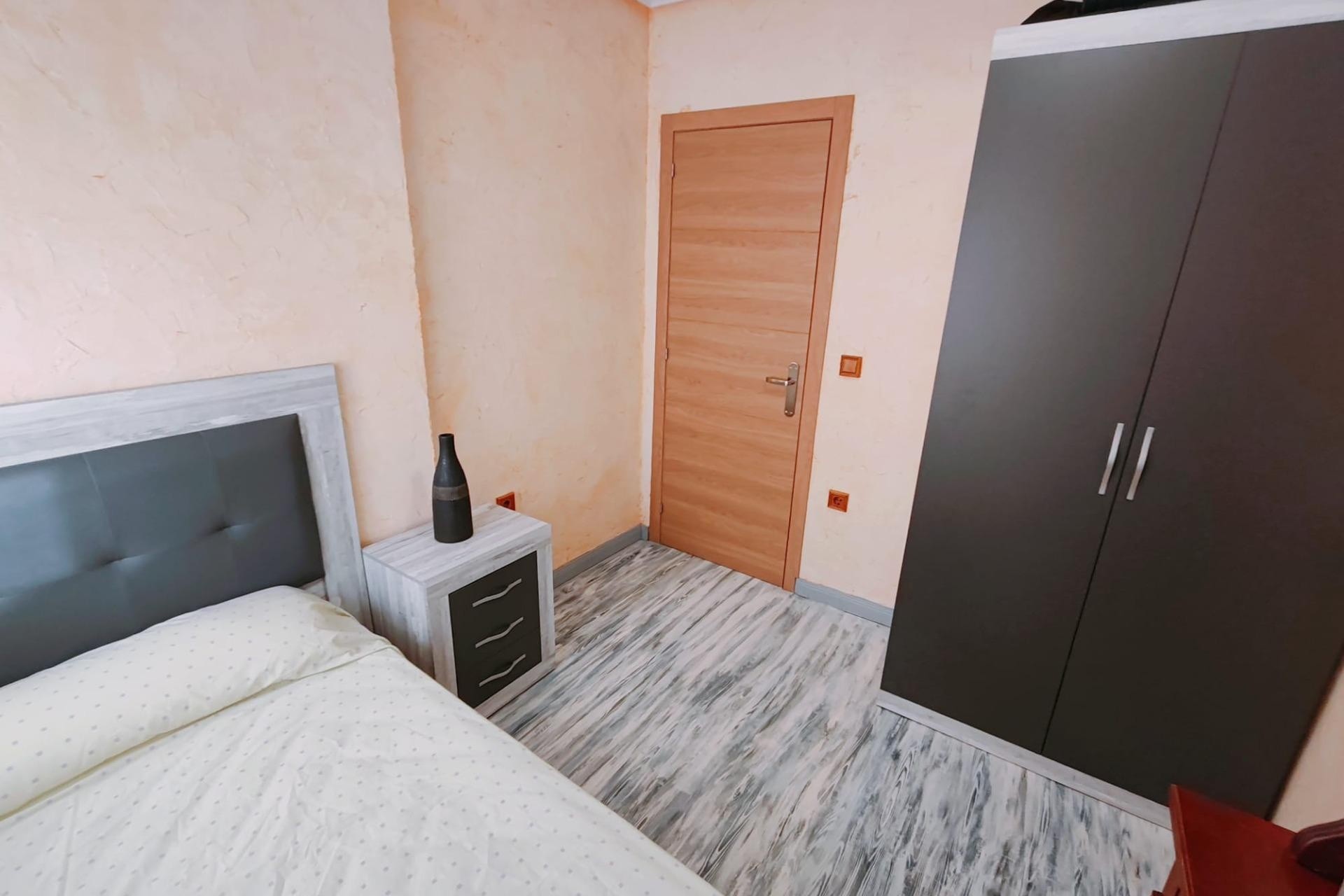 Wiederverkauf - Wohnung / Apartment -
Torrevieja - Acequion
