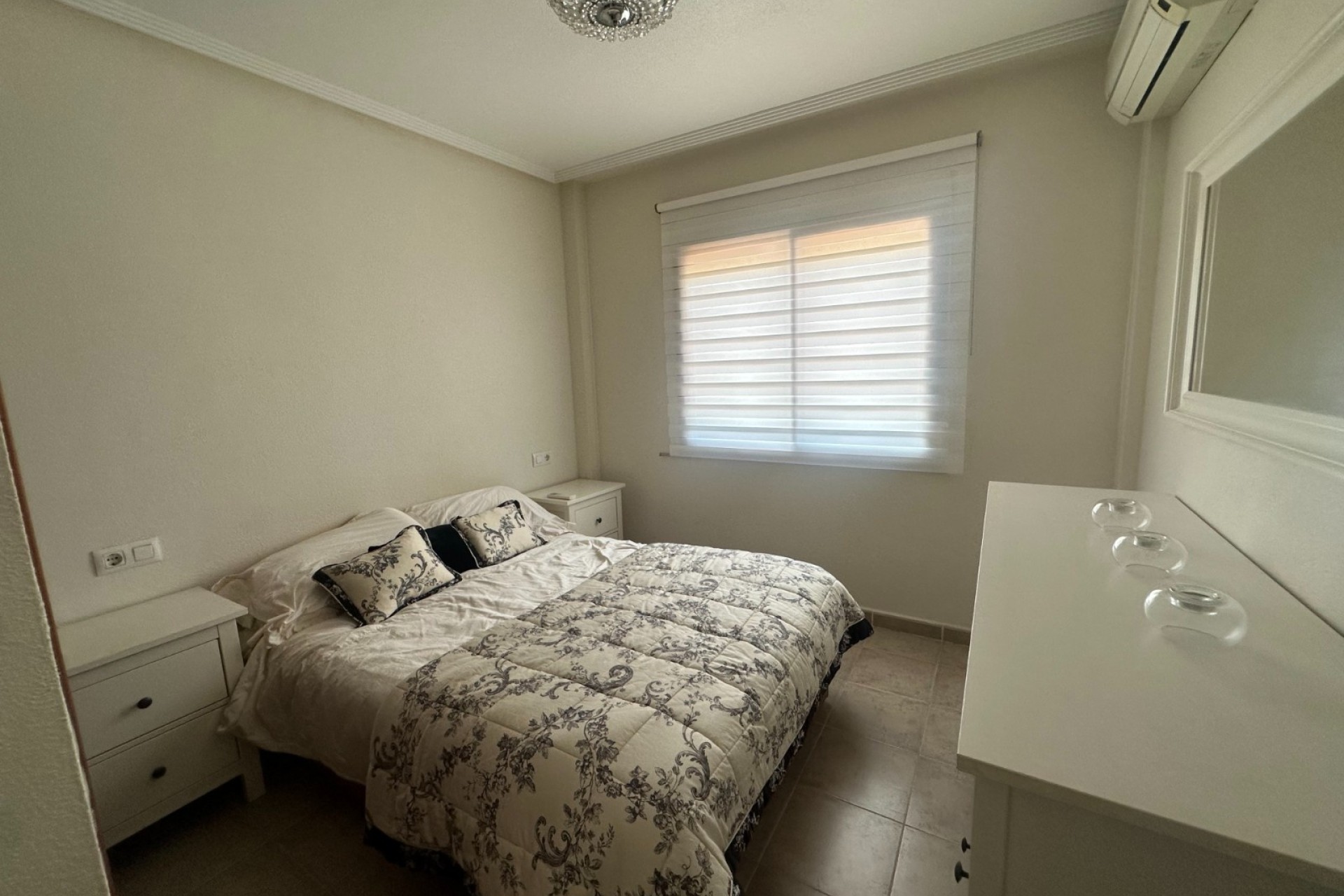 Wiederverkauf - Wohnung / Apartment -
Torrevieja - Aguas Nuevas