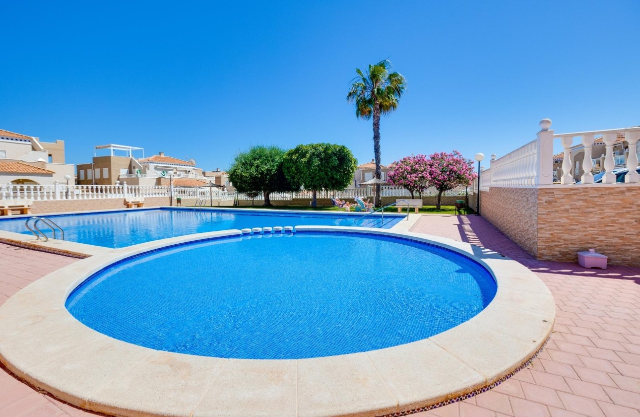Wiederverkauf - Wohnung / Apartment -
Torrevieja - Aguas Nuevas