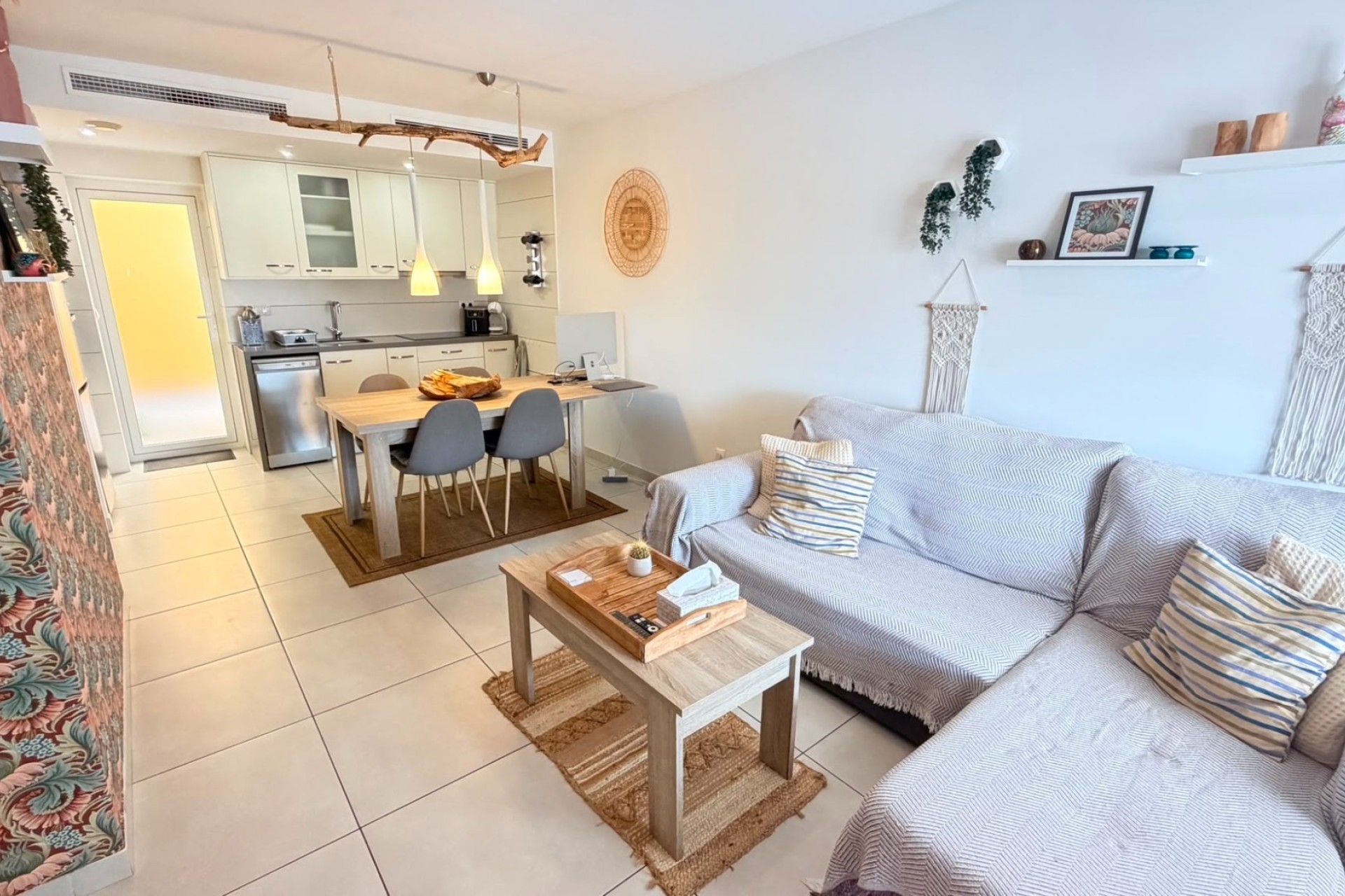 Wiederverkauf - Wohnung / Apartment -
Torrevieja - Aguas Nuevas