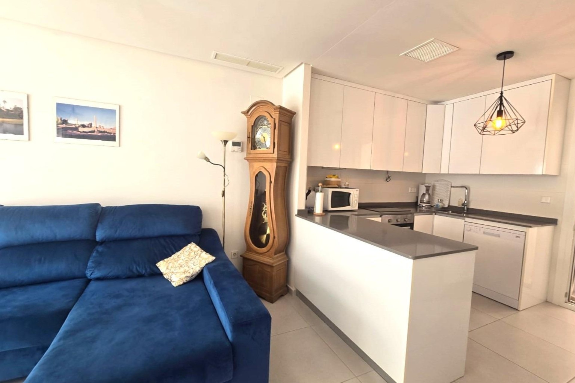 Wiederverkauf - Wohnung / Apartment -
Torrevieja - Aguas Nuevas