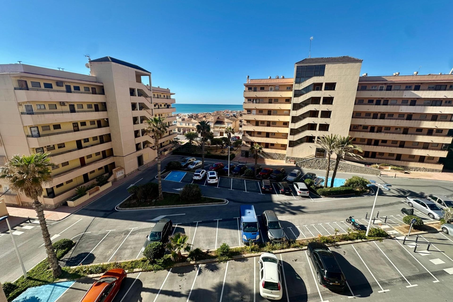 Wiederverkauf - Wohnung / Apartment -
Torrevieja - Cabo Cervera