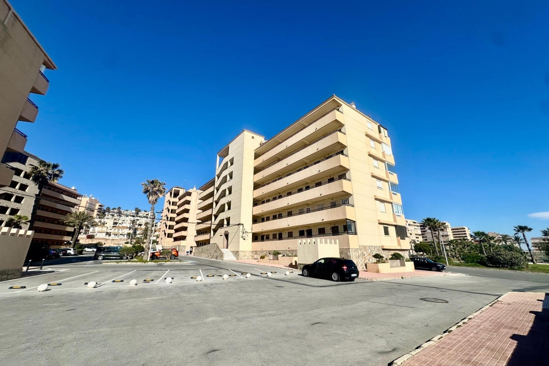 Wiederverkauf - Wohnung / Apartment -
Torrevieja - Cabo Cervera
