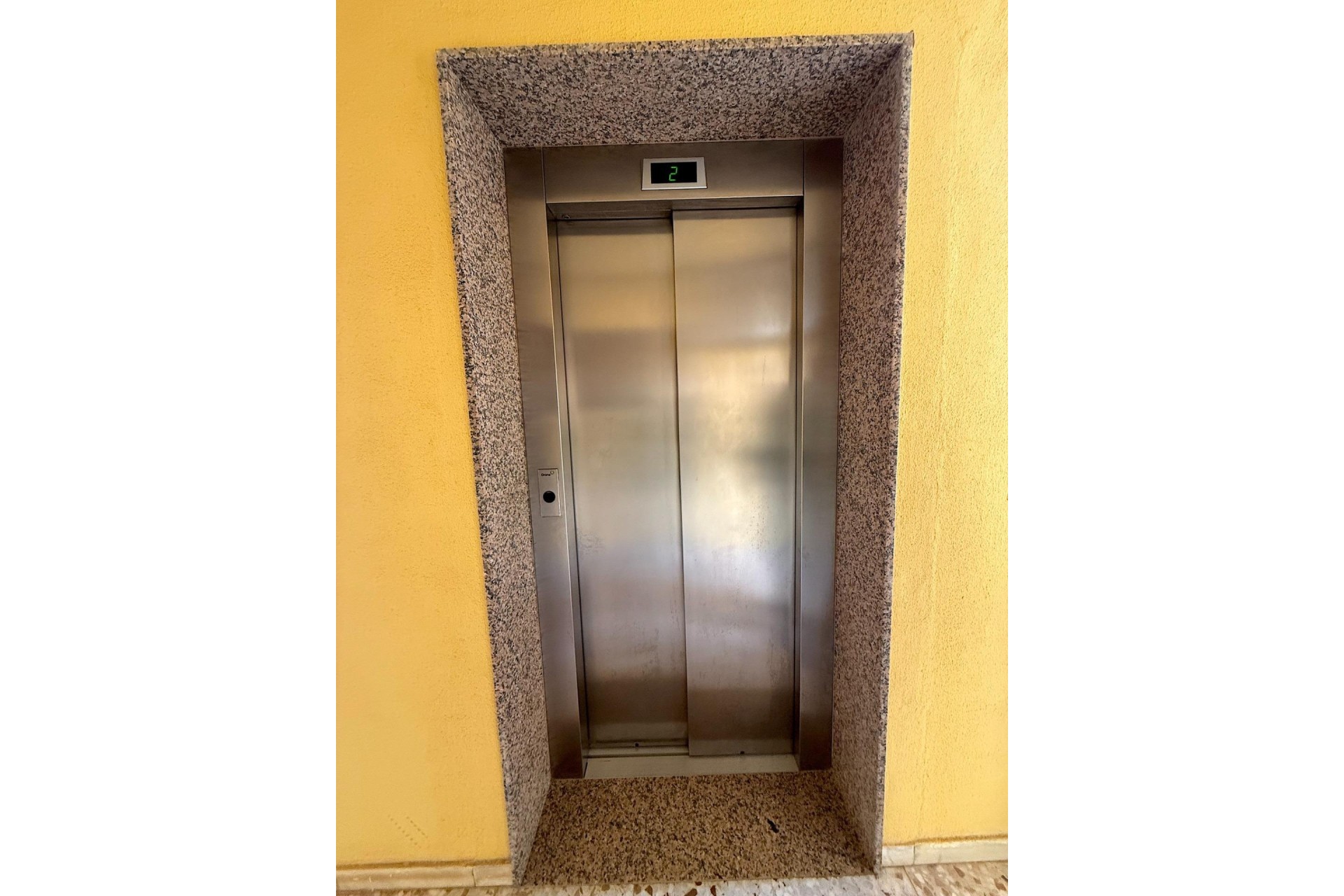 Wiederverkauf - Wohnung / Apartment -
Torrevieja - Cabo cervera