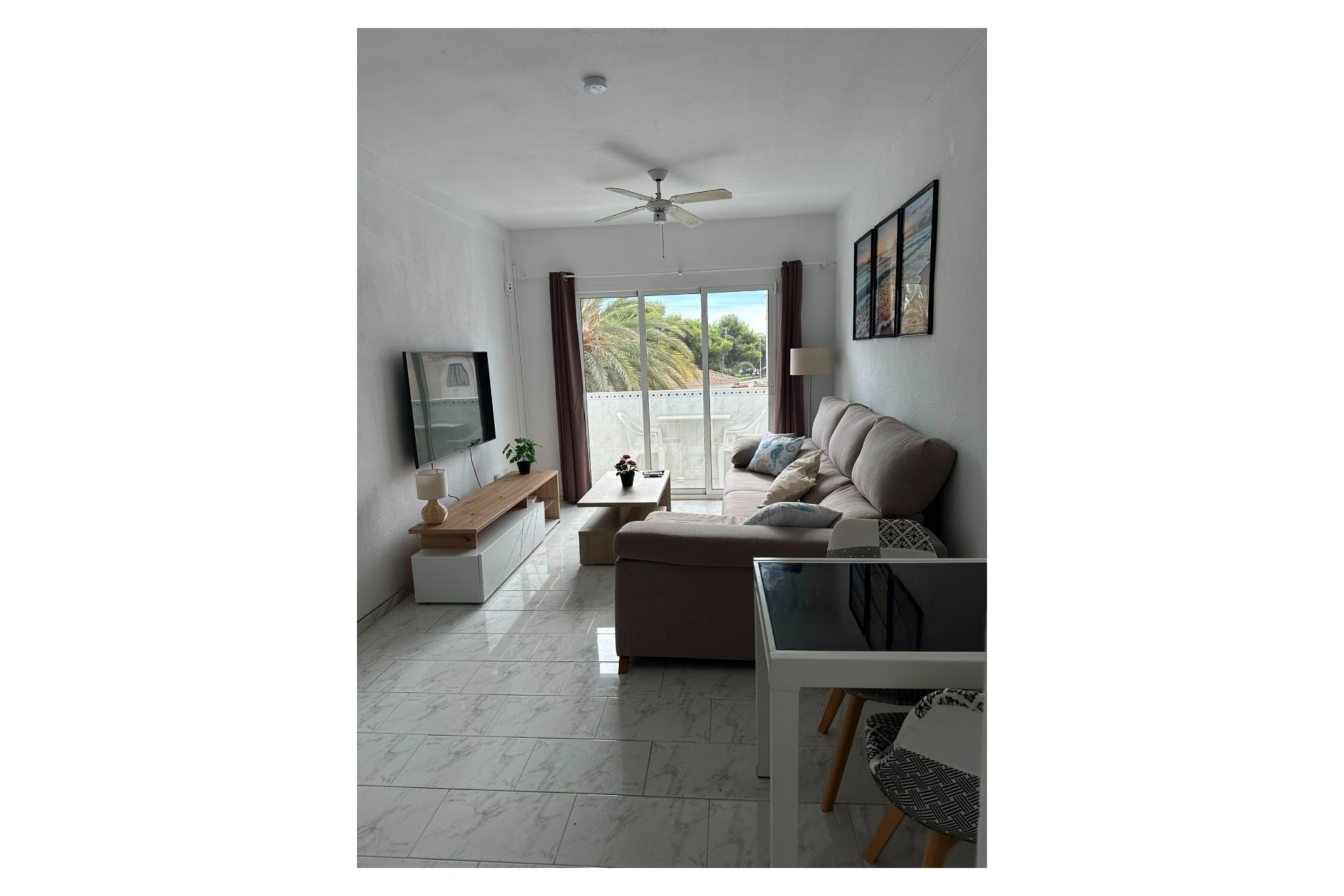 Wiederverkauf - Wohnung / Apartment -
Torrevieja - Calas blanca
