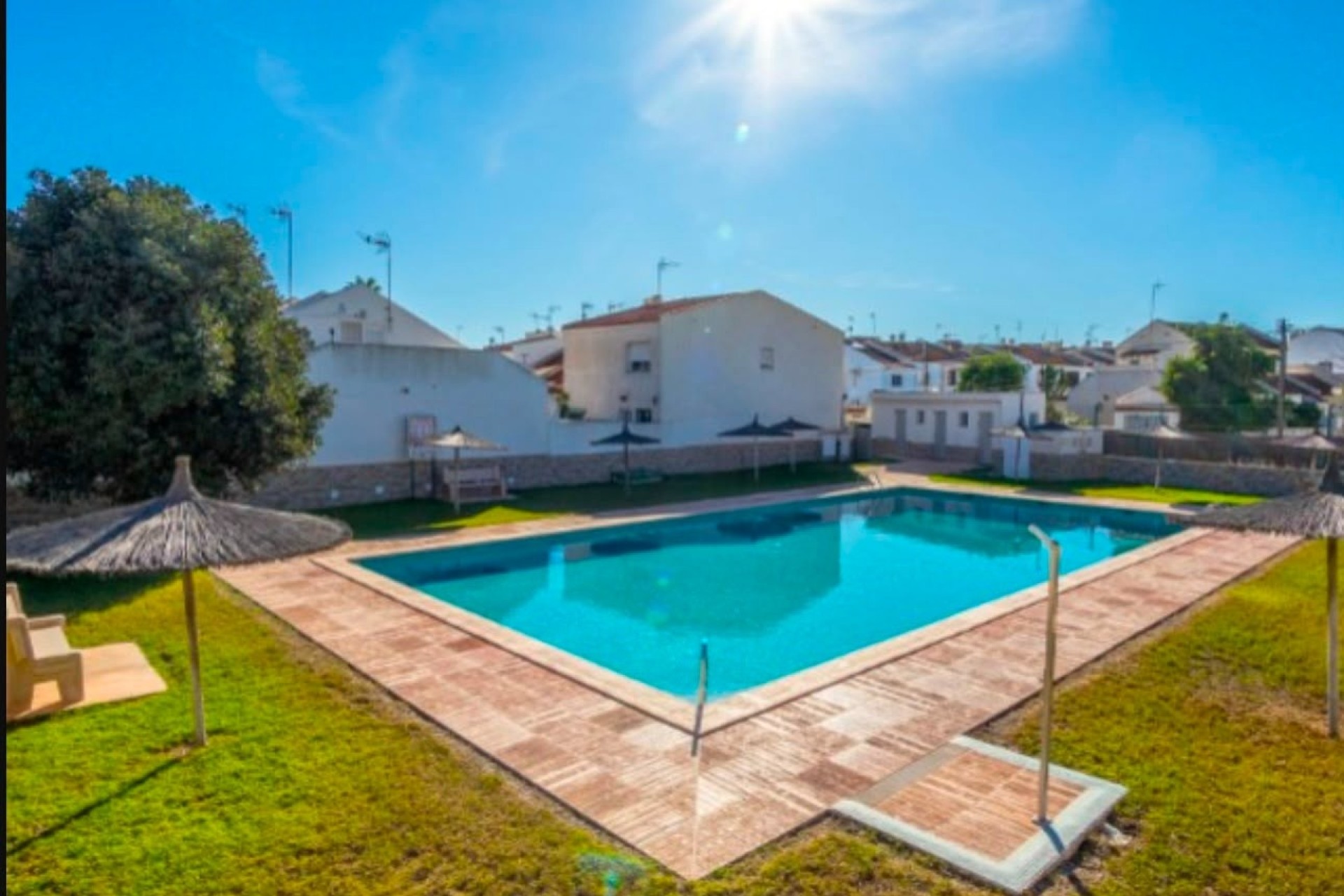 Wiederverkauf - Wohnung / Apartment -
Torrevieja - Calas blanca