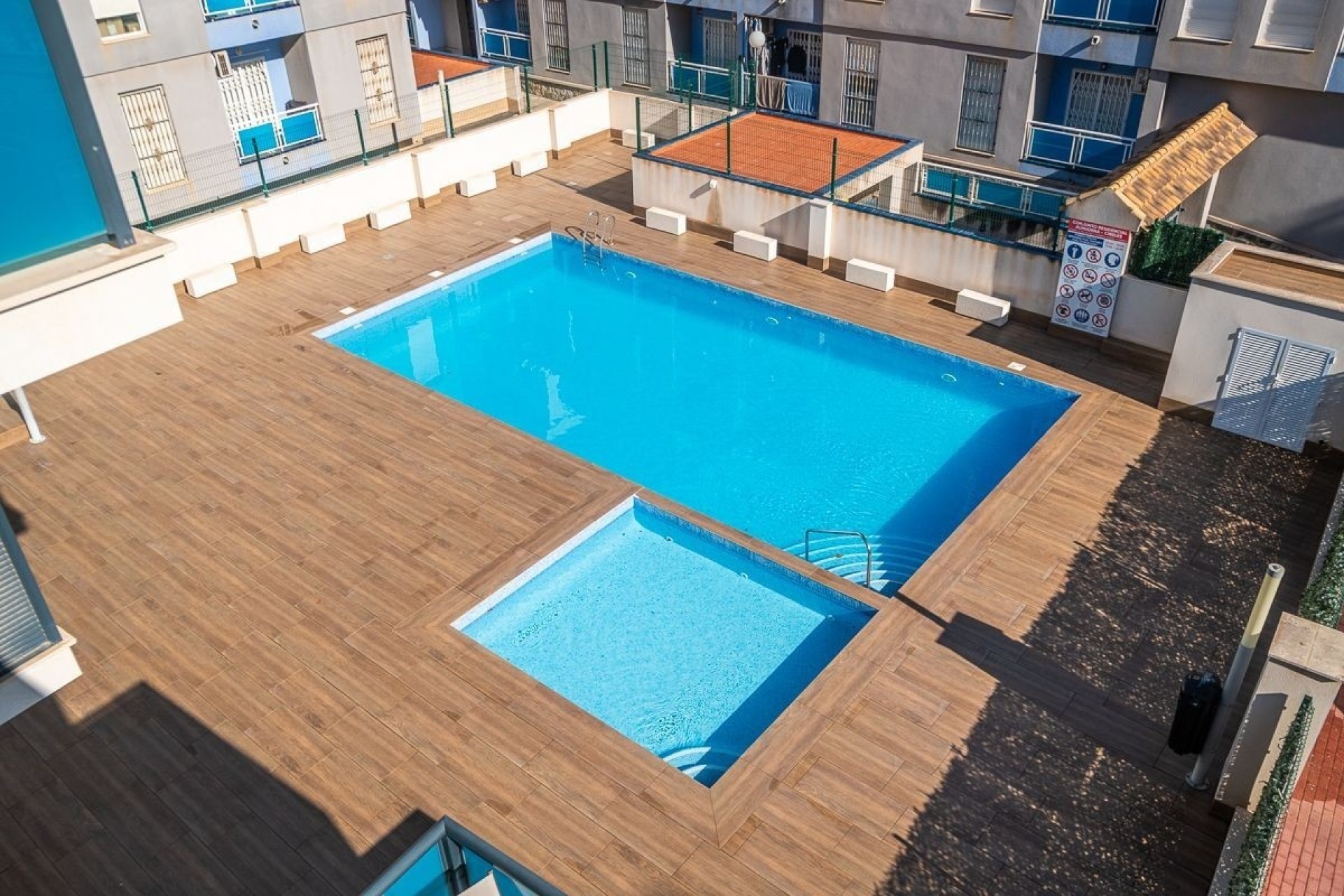 Wiederverkauf - Wohnung / Apartment -
Torrevieja - Calas Blancas