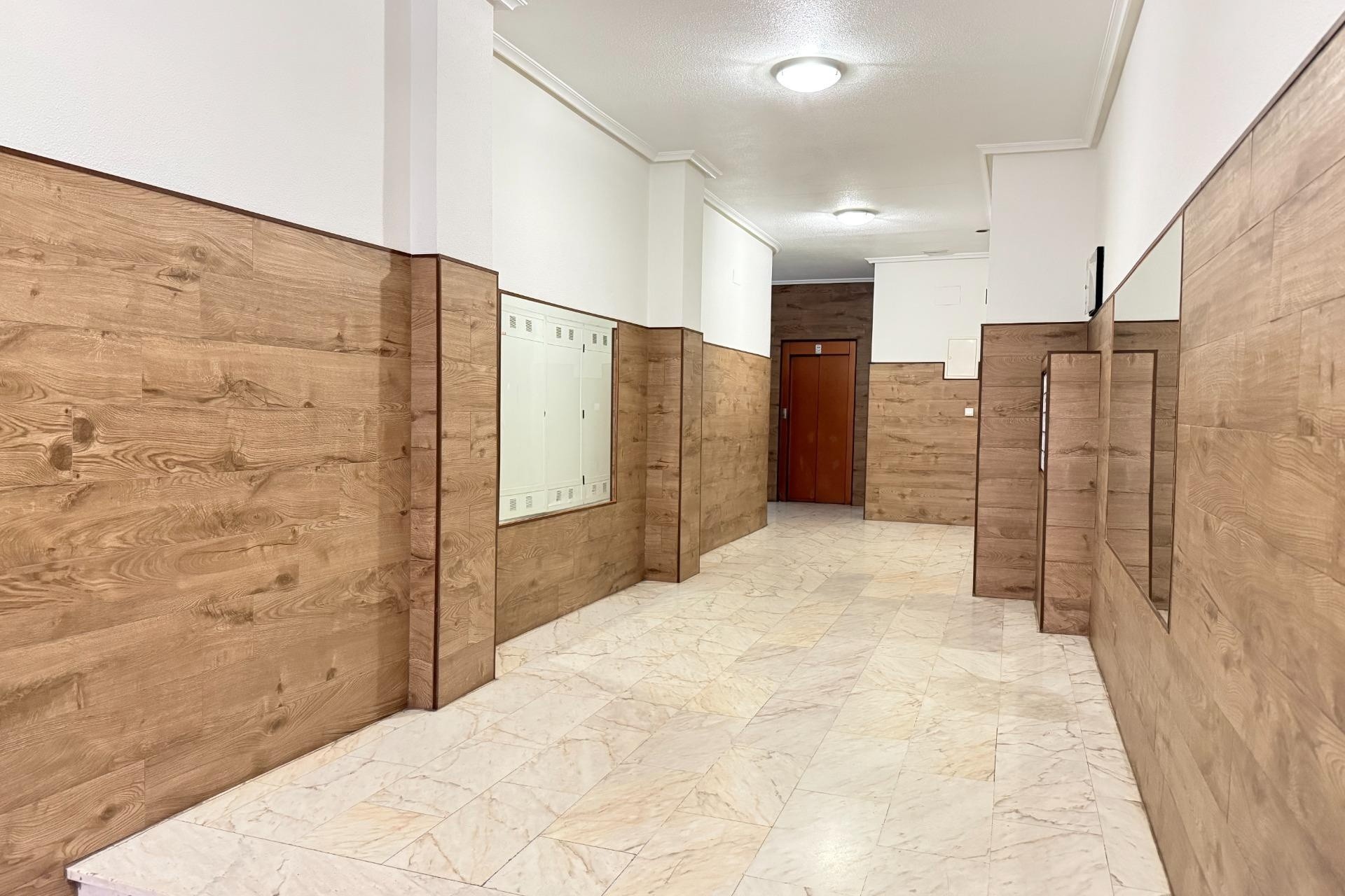 Wiederverkauf - Wohnung / Apartment -
Torrevieja - Center