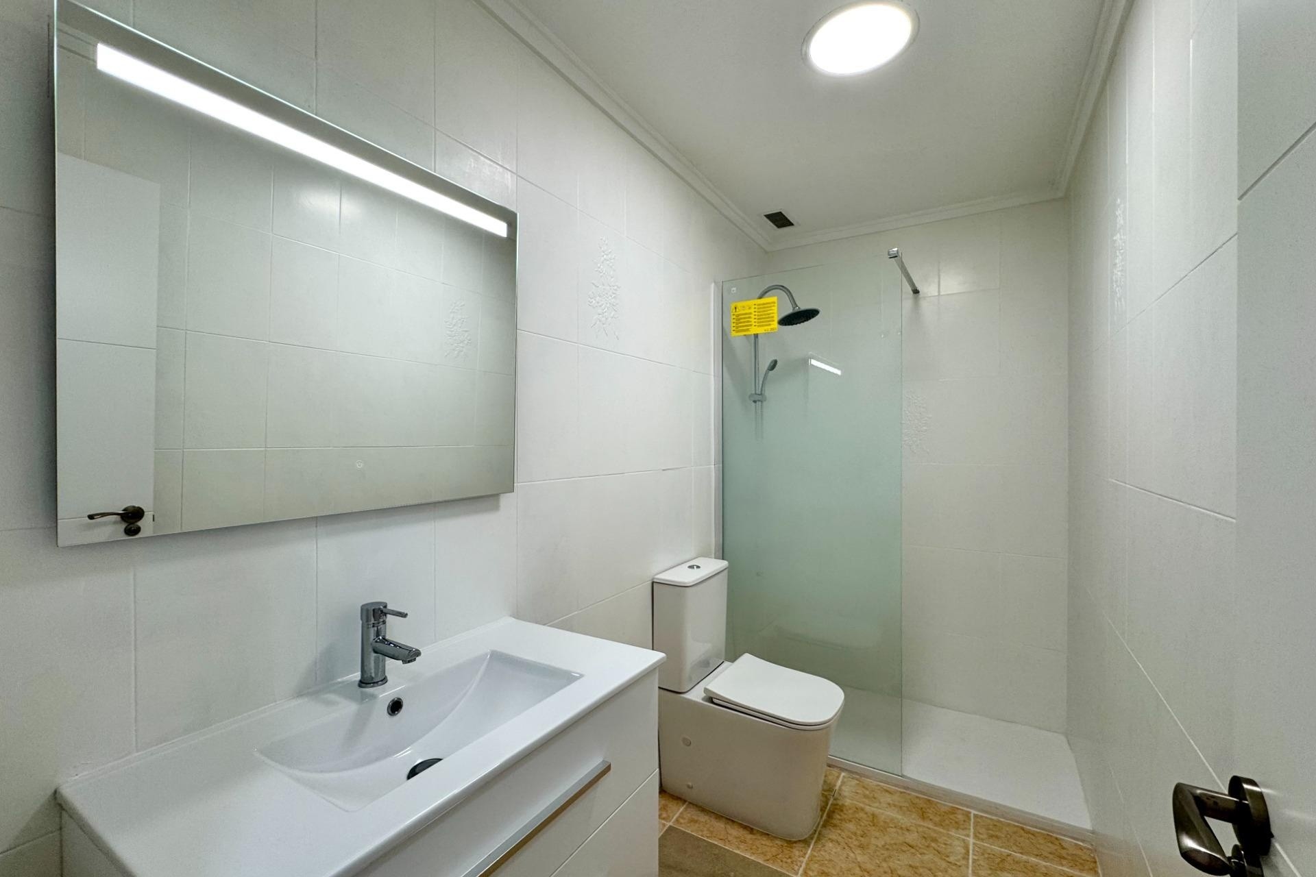 Wiederverkauf - Wohnung / Apartment -
Torrevieja - Center