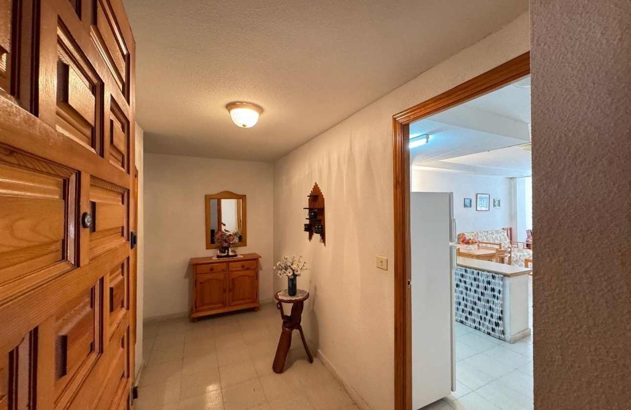 Wiederverkauf - Wohnung / Apartment -
Torrevieja - Center