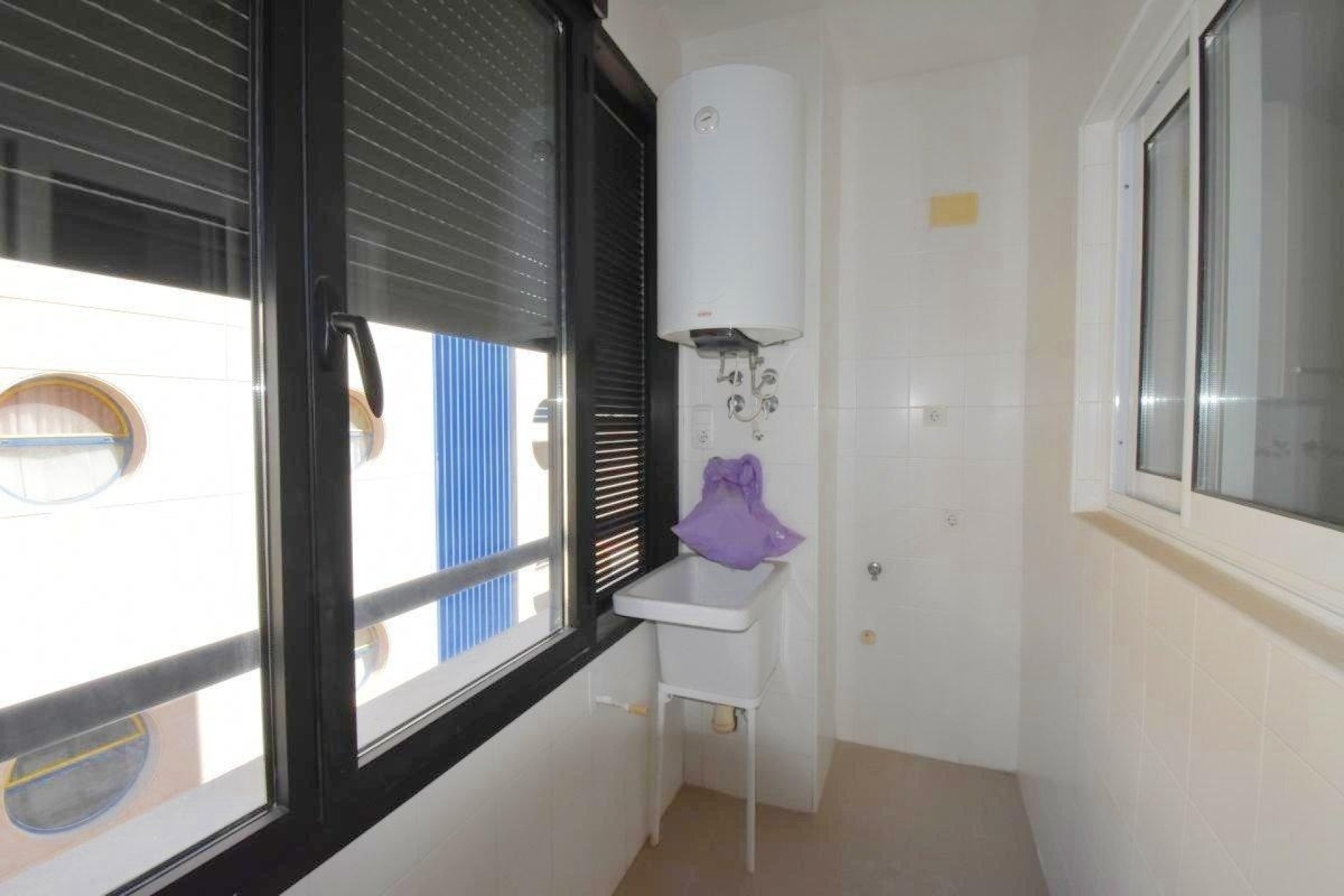 Wiederverkauf - Wohnung / Apartment -
Torrevieja - Centro - Muelle Pesquero