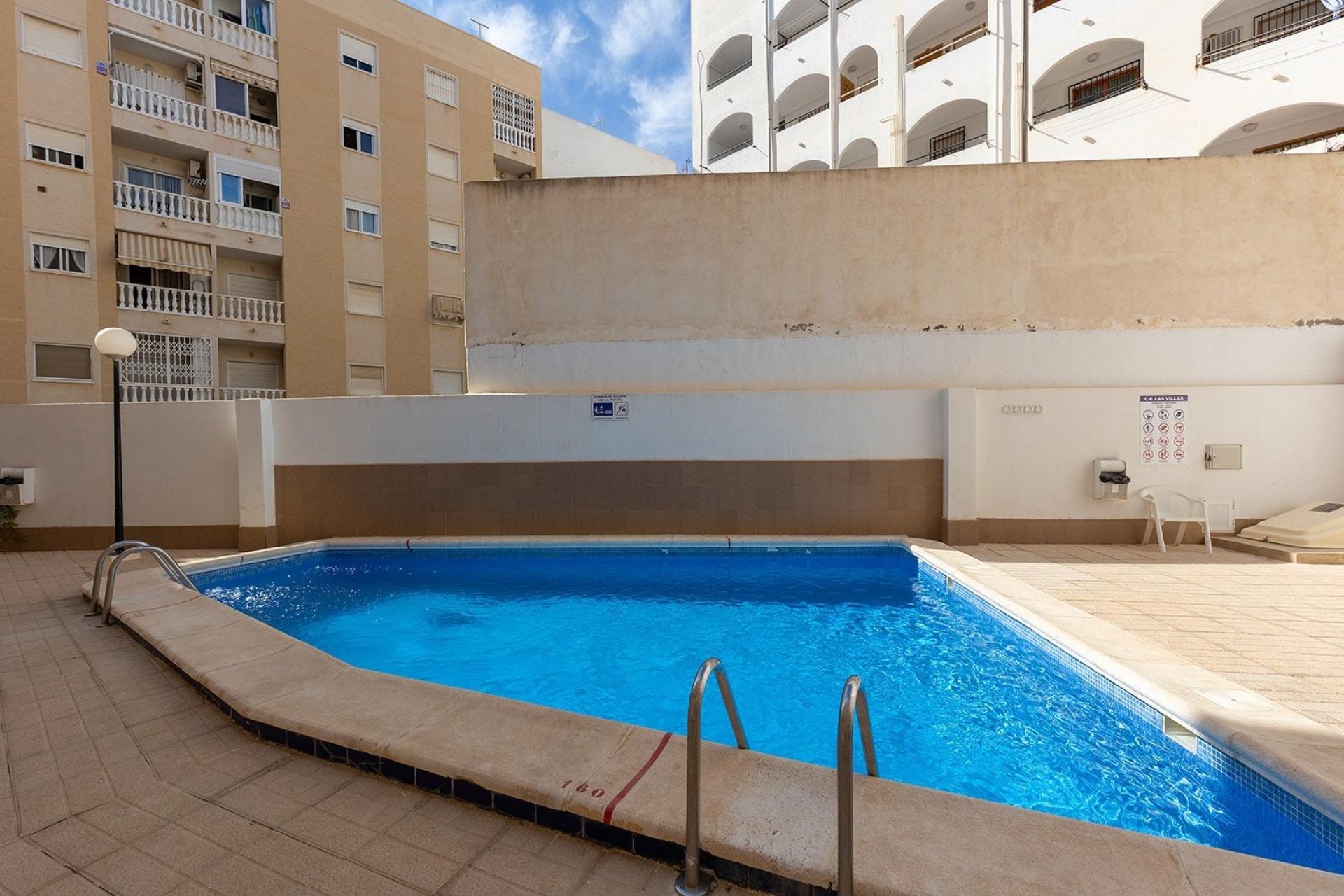 Wiederverkauf - Wohnung / Apartment -
Torrevieja - Centro
