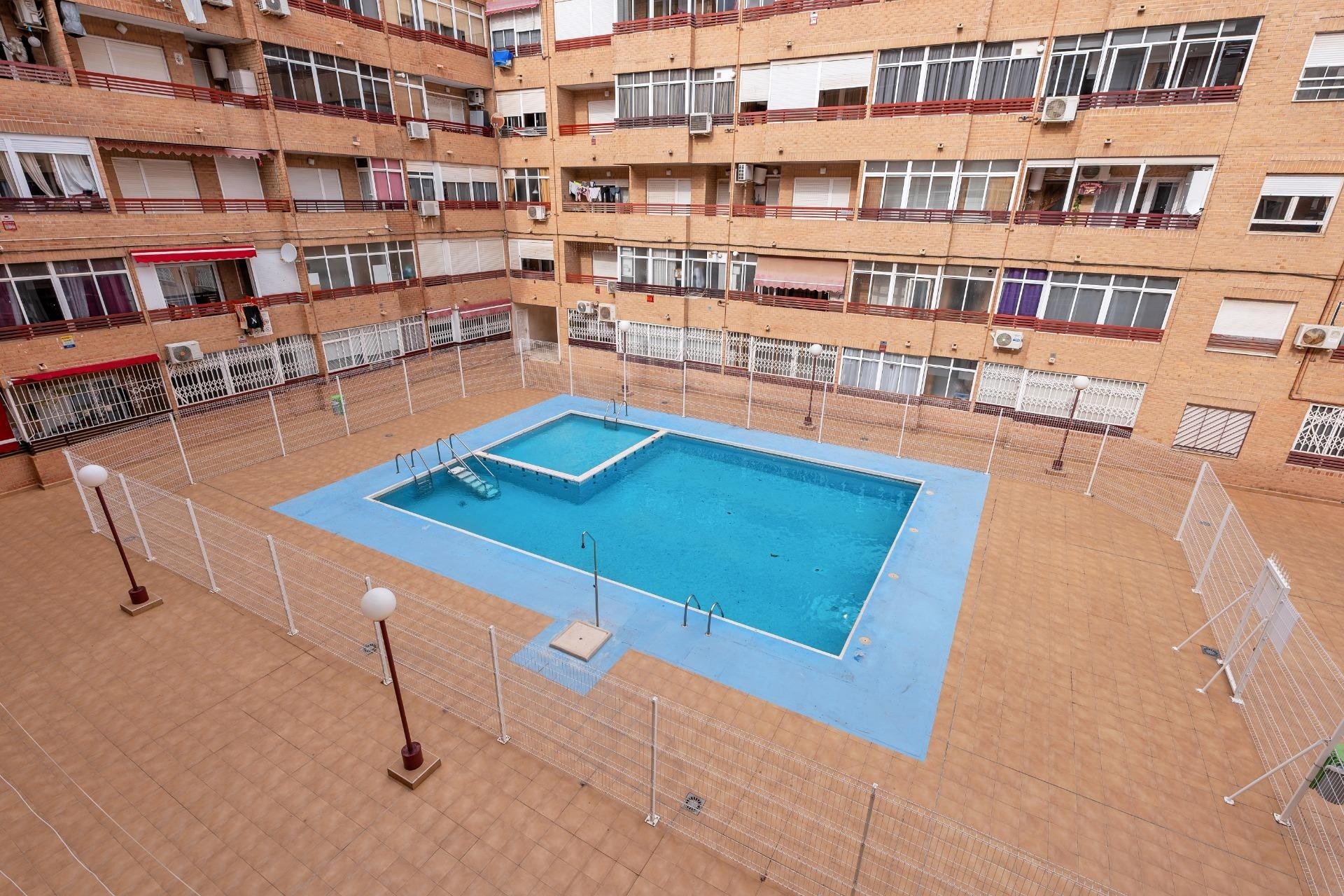 Wiederverkauf - Wohnung / Apartment -
Torrevieja - Centro