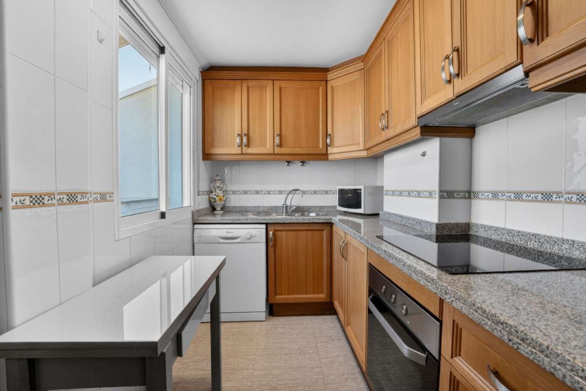 Wiederverkauf - Wohnung / Apartment -
Torrevieja - Costa Blanca