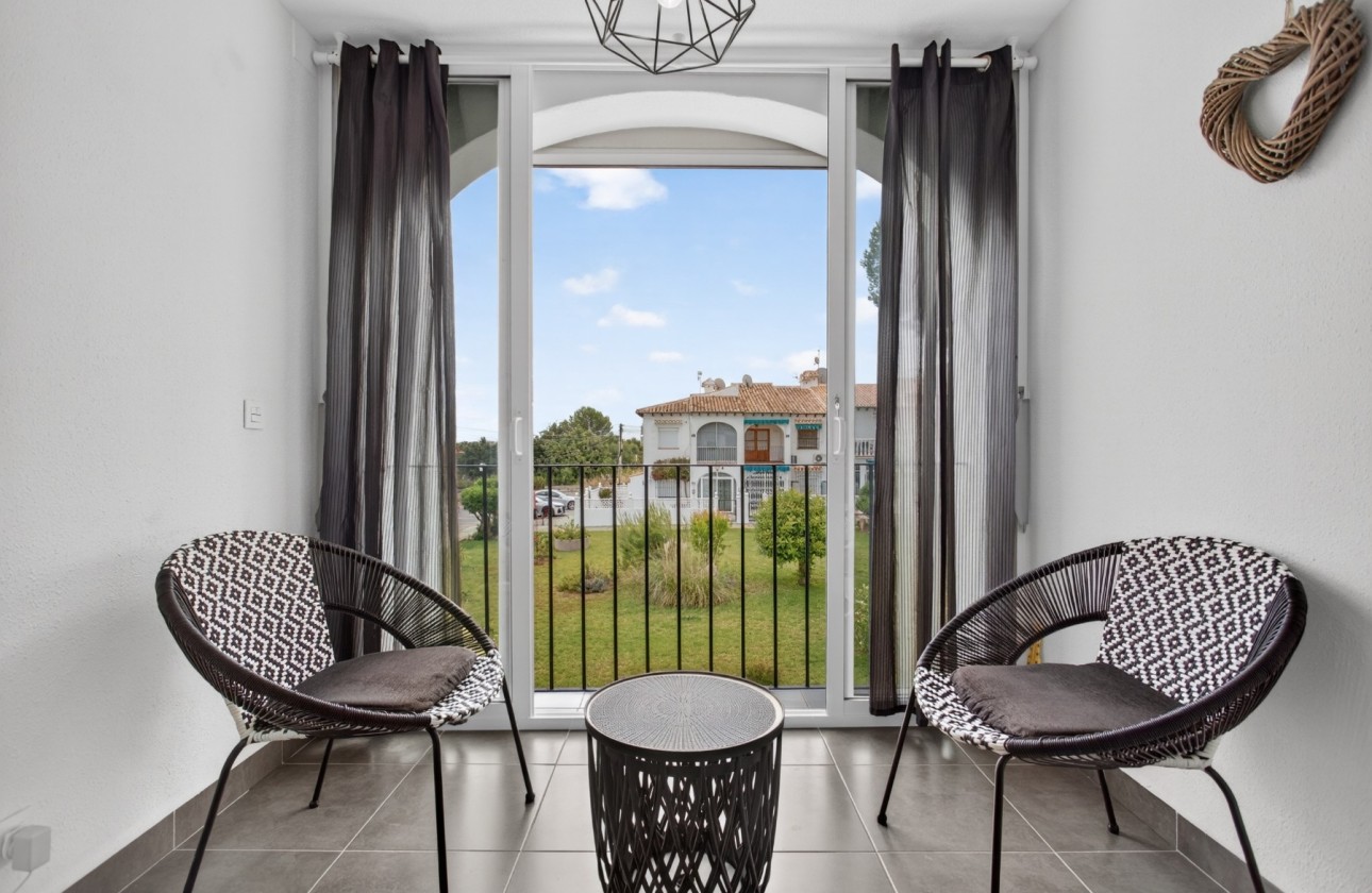 Wiederverkauf - Wohnung / Apartment -
Torrevieja - Costa Blanca