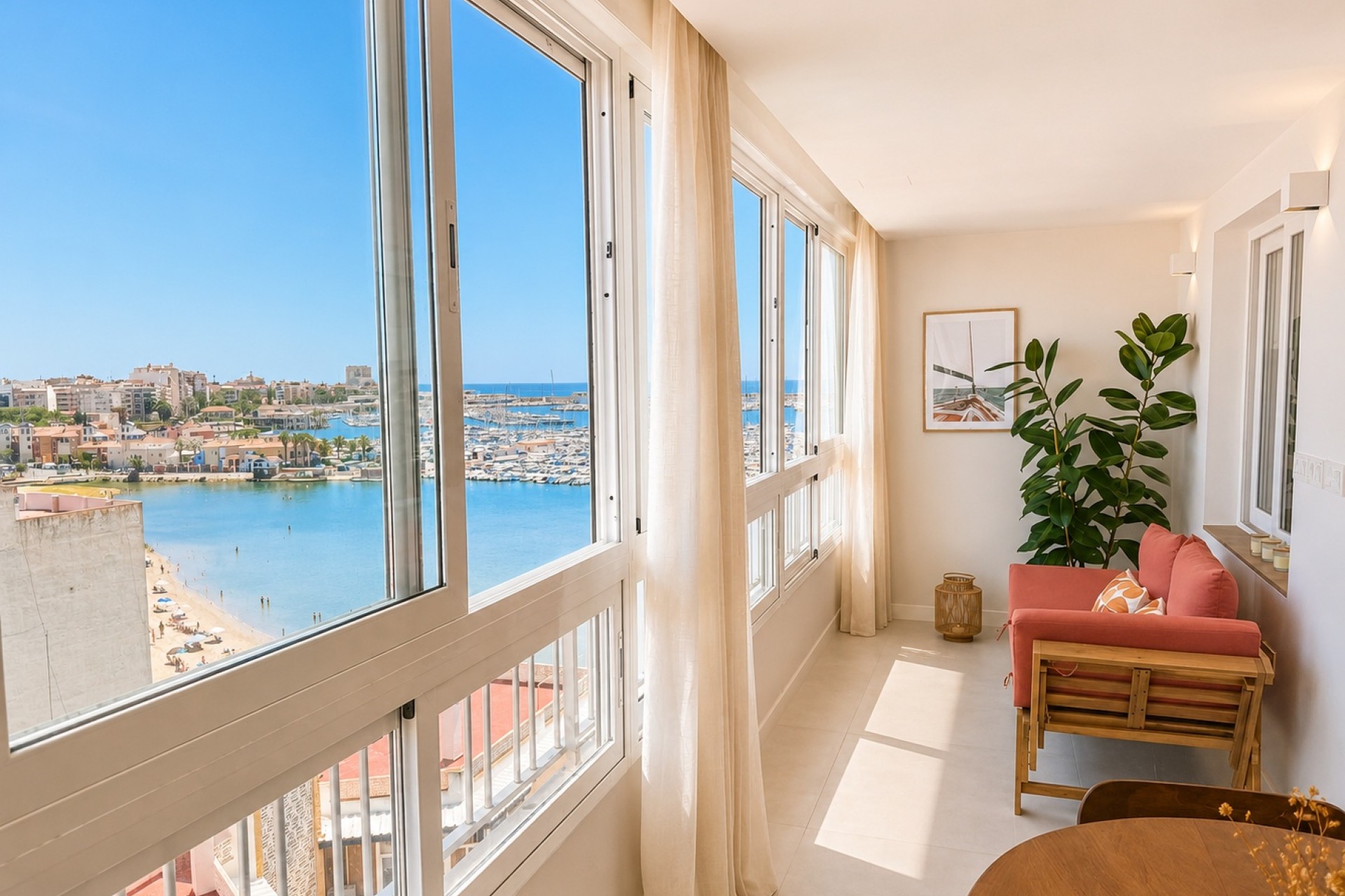 Wiederverkauf - Wohnung / Apartment -
Torrevieja - Costa Blanca