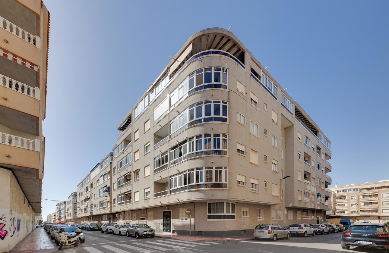 Wiederverkauf - Wohnung / Apartment -
Torrevieja - Costa Blanca